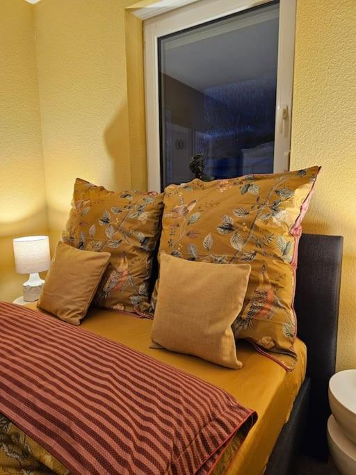 Elegant Apartment with Direct River View, Balcony and Parking in Bernkastel-Kues