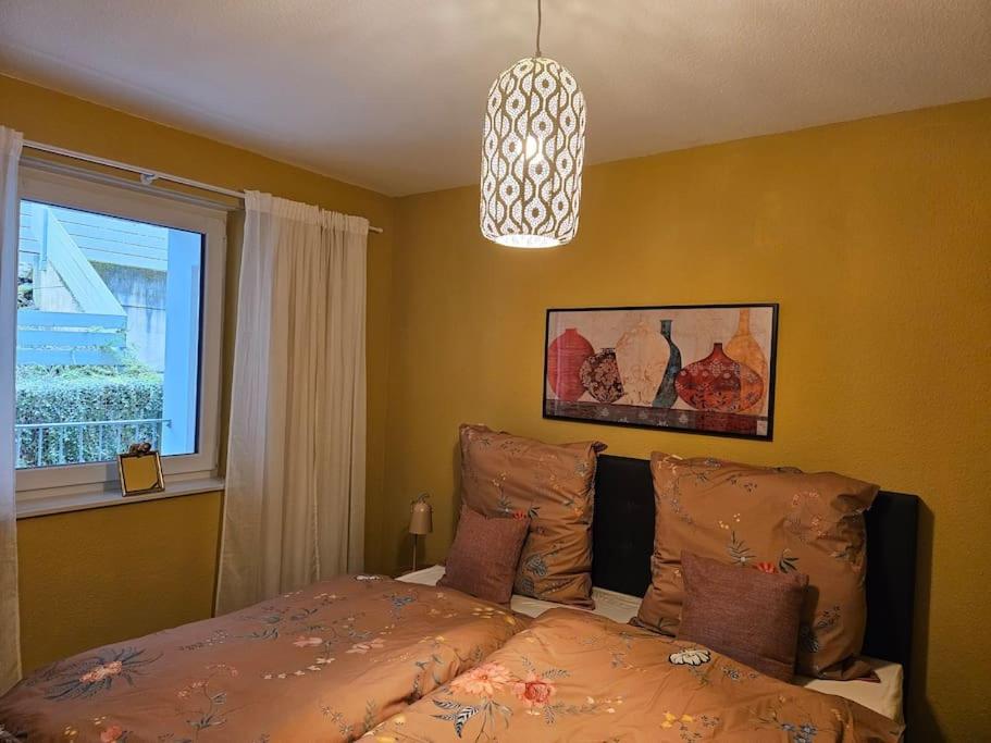 Elegant Apartment with Direct River View, Balcony and Parking in Bernkastel-Kues