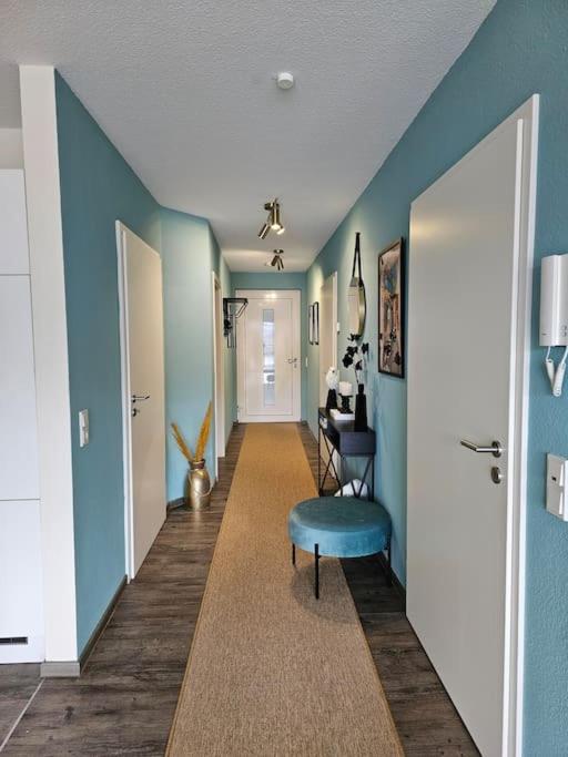 Elegant Apartment with Direct River View, Balcony and Parking in Bernkastel-Kues