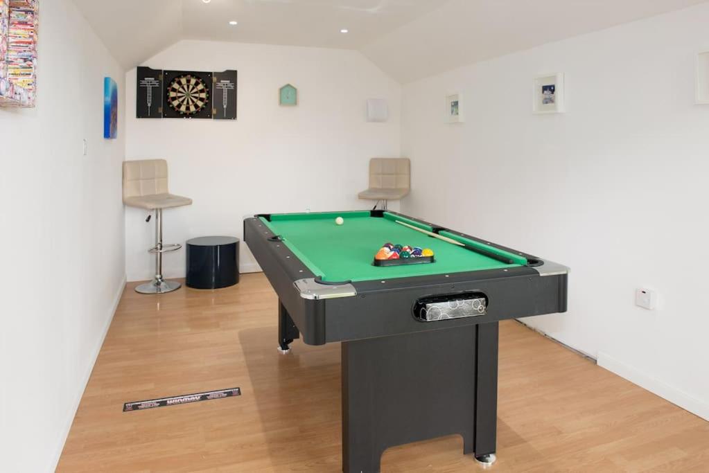 4 Bed Luxury Family Home In The Heart Of Narberth view 5