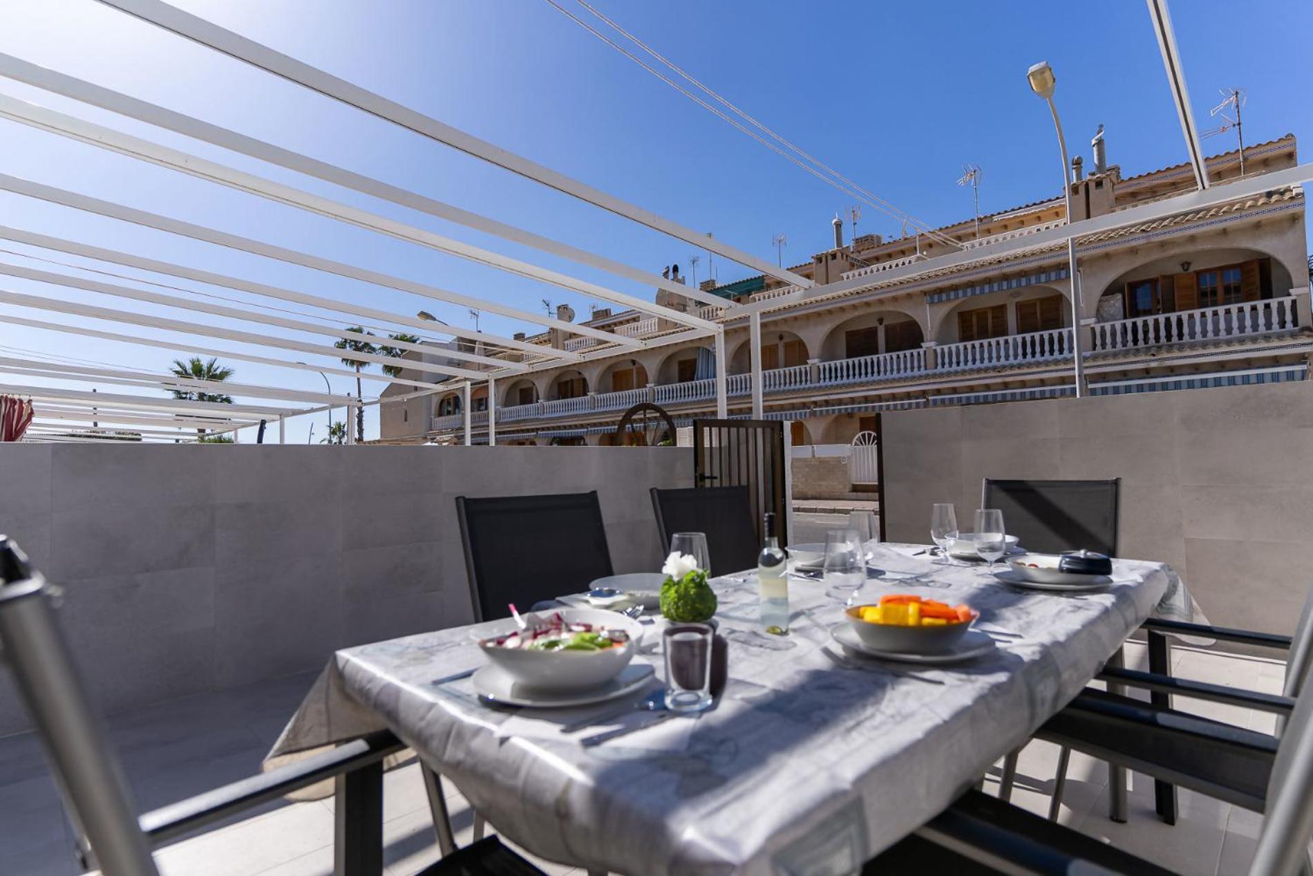 rentafive - Gran casa reformada - Terraza