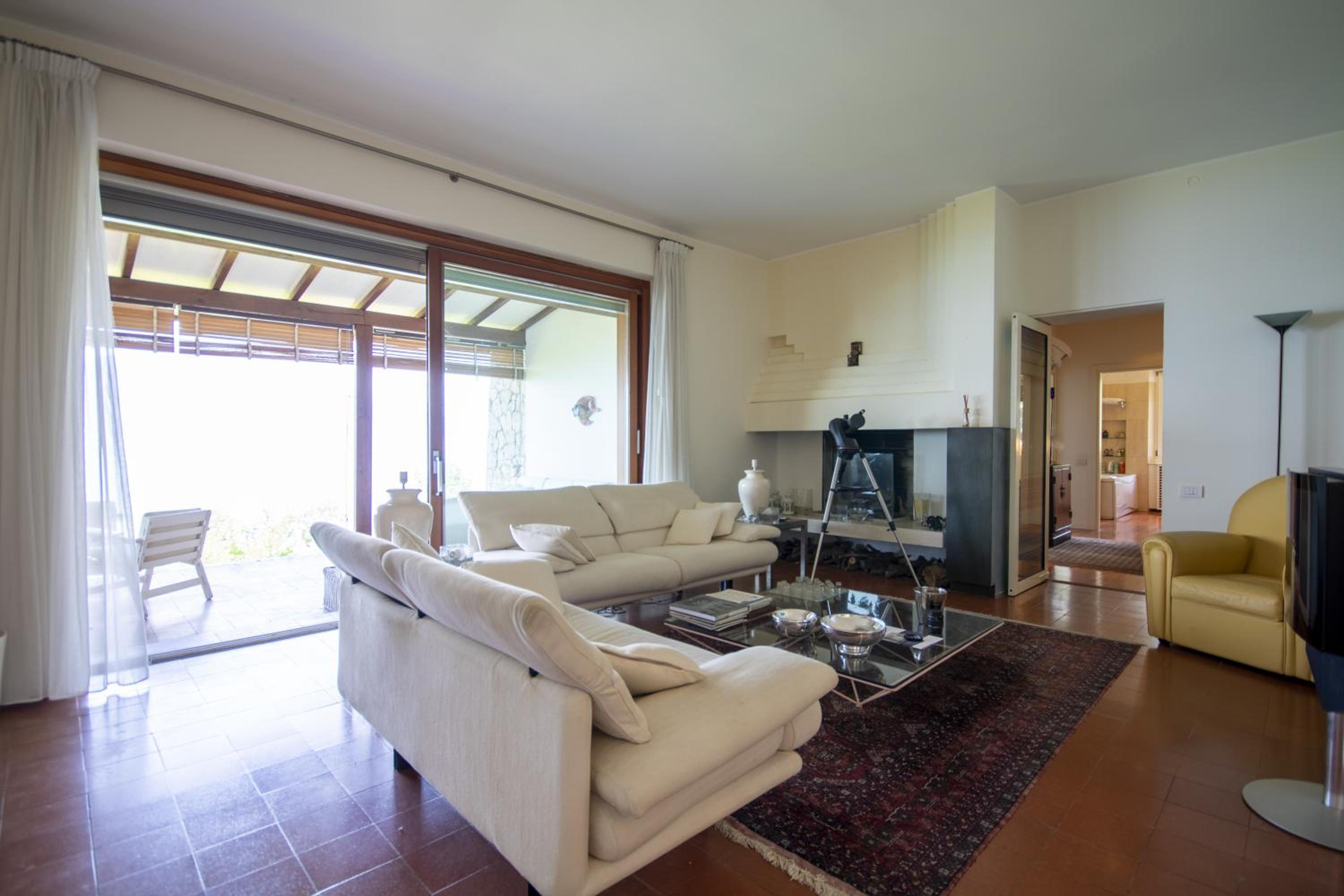 Villa Uliveta view 4