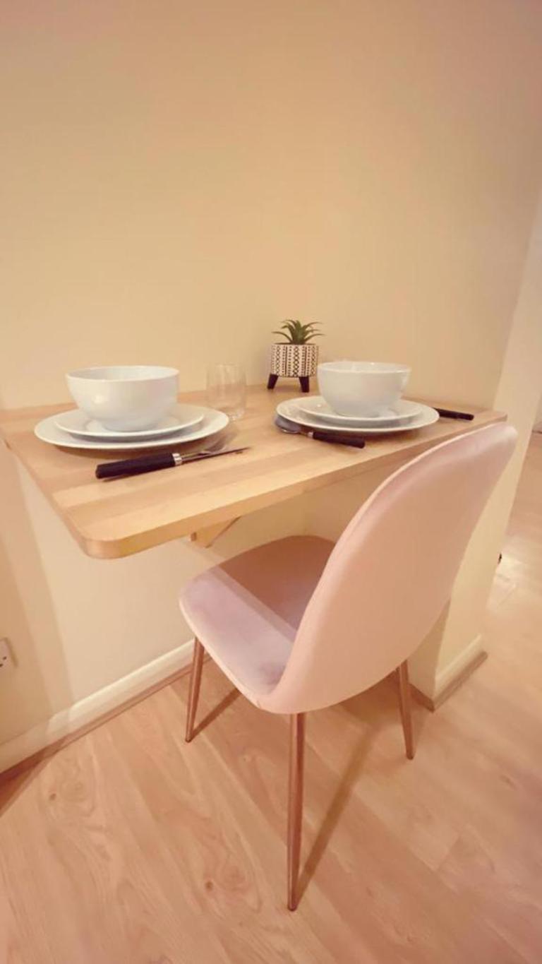 London Chelsea Big 2 People Studio Apartment