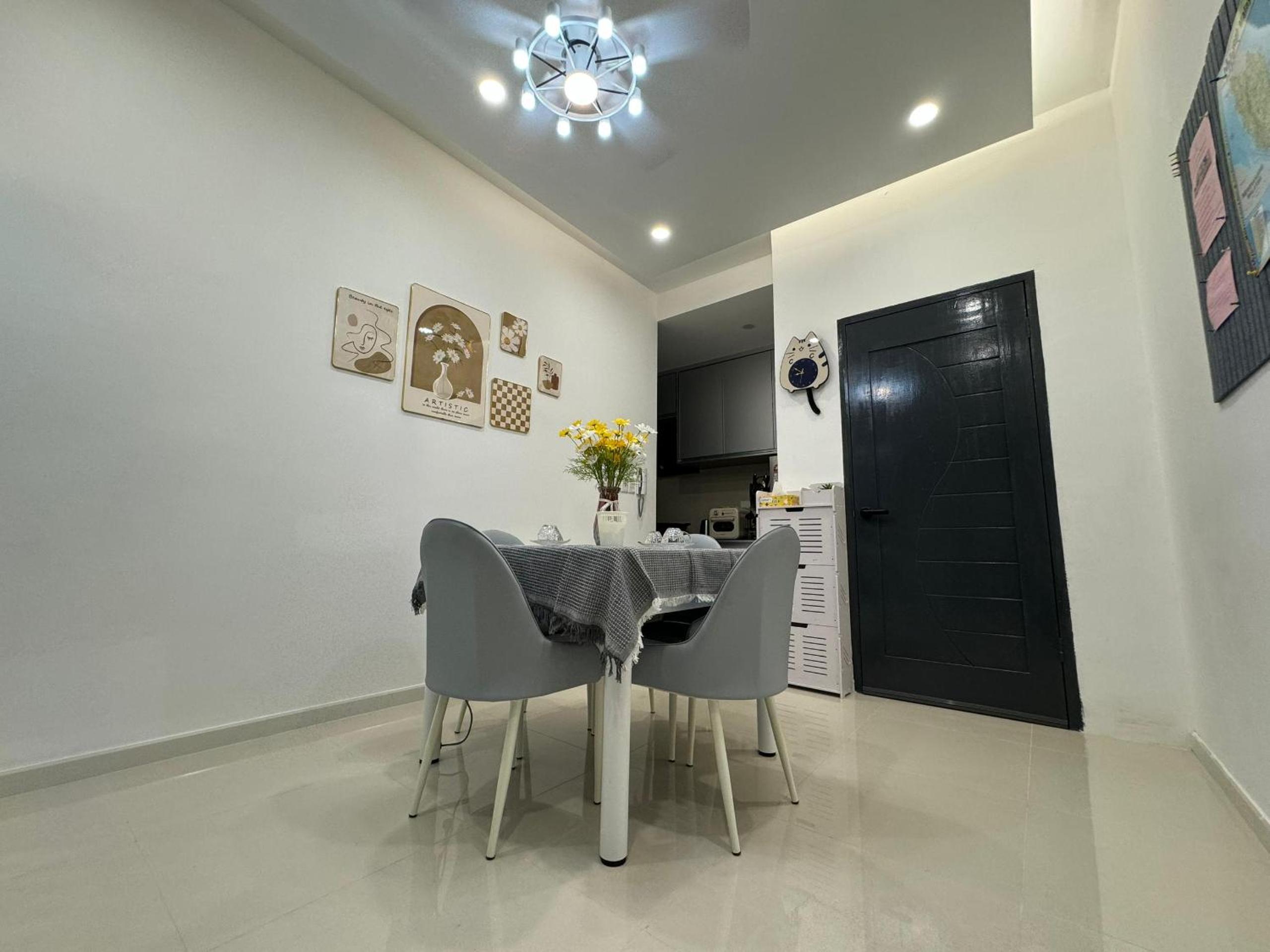 SVT Sunway Velocity 5pax 2Room 1Bath MRT LRT TRX Cheras Kuala Lumpur
