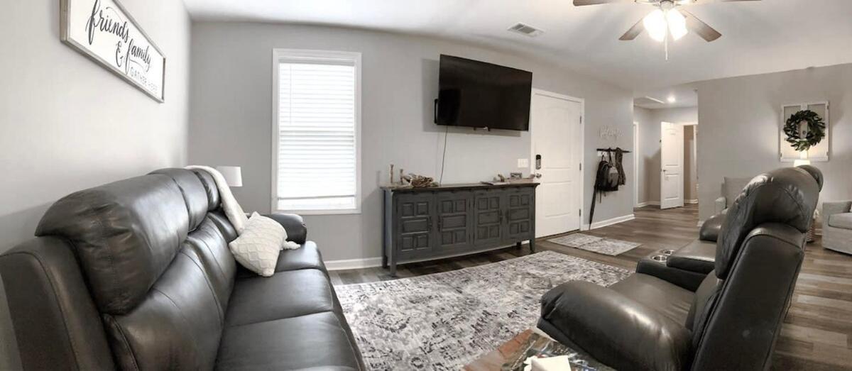 Statesboro Vacations - The Cottage House on the Blue Mile - Family Friendly, Close to GSU! - Property Image 5