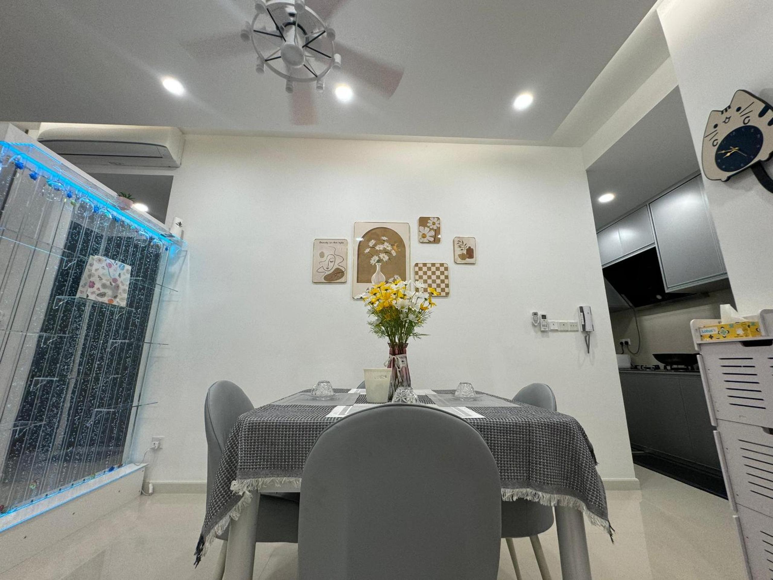 SVT Sunway Velocity 5pax 2Room 1Bath MRT LRT TRX Cheras Kuala Lumpur