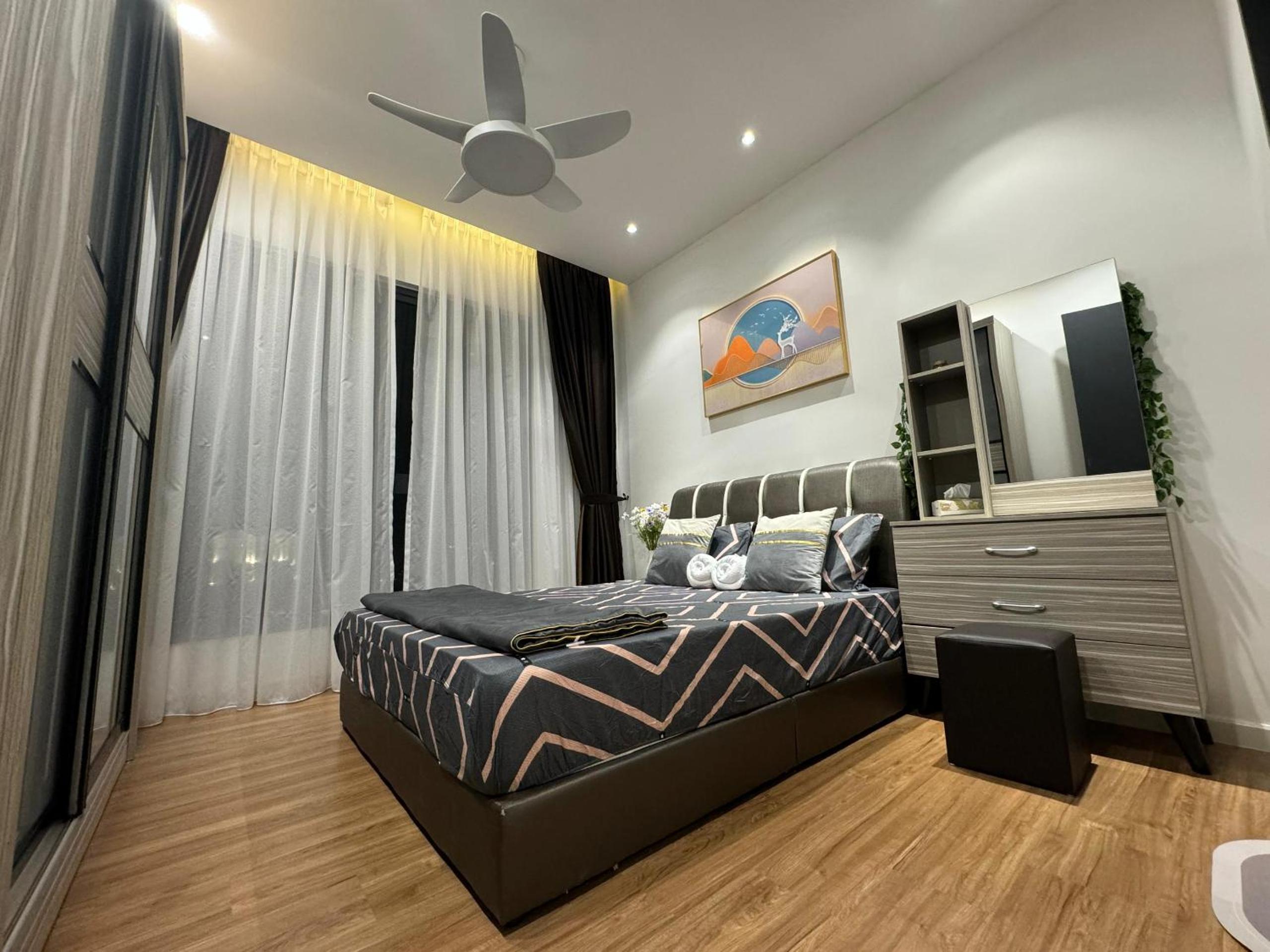 SVT Sunway Velocity 5pax 2Room 1Bath MRT LRT TRX Cheras Kuala Lumpur
