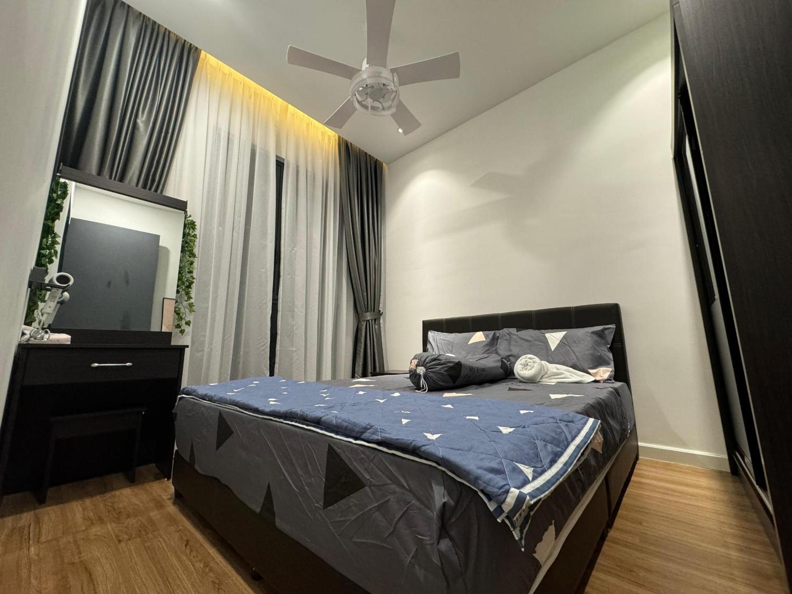 SVT Sunway Velocity 5pax 2Room 1Bath MRT LRT TRX Cheras Kuala Lumpur