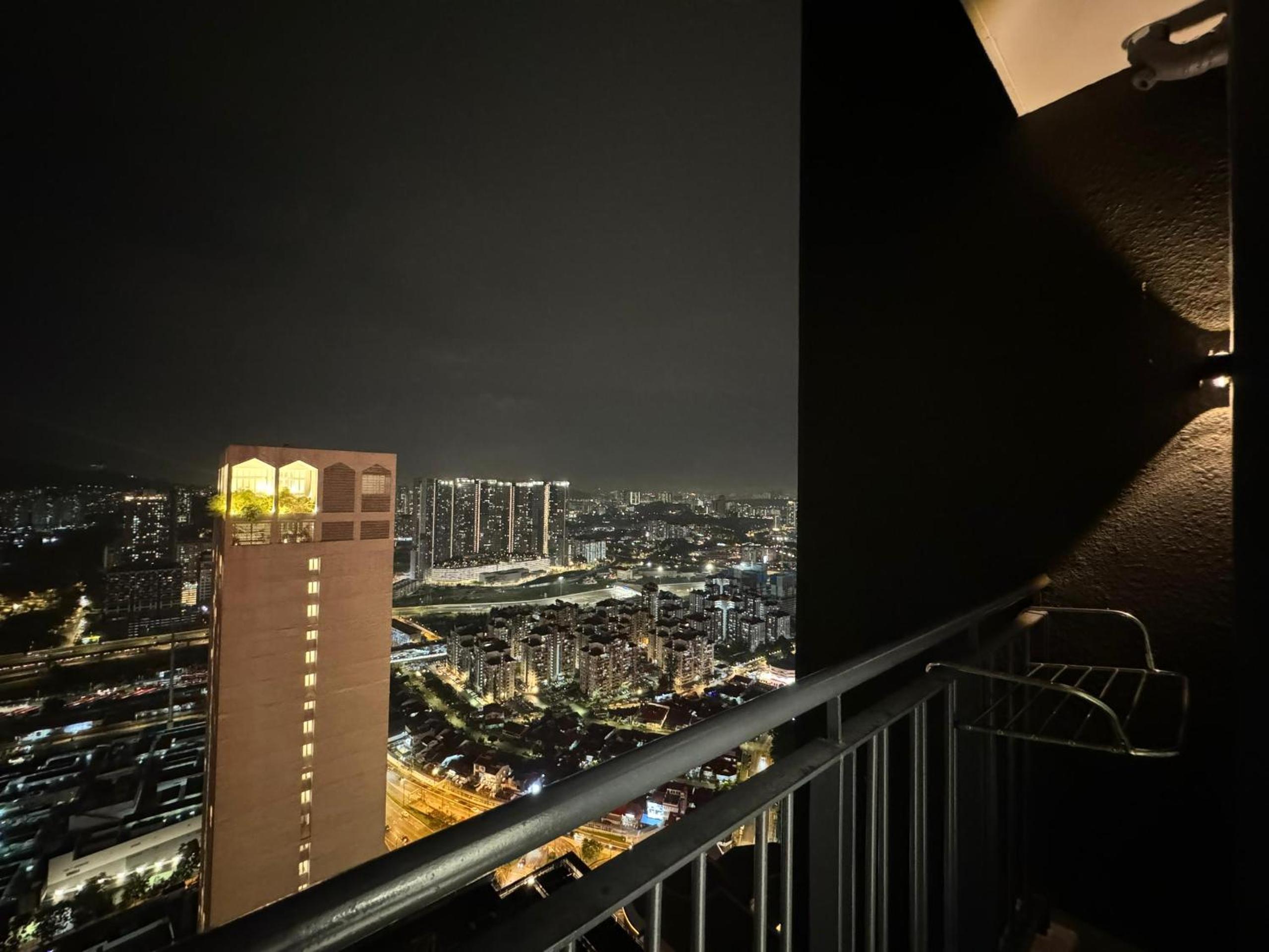 SVT Sunway Velocity 5pax 2Room 1Bath MRT LRT TRX Cheras Kuala Lumpur