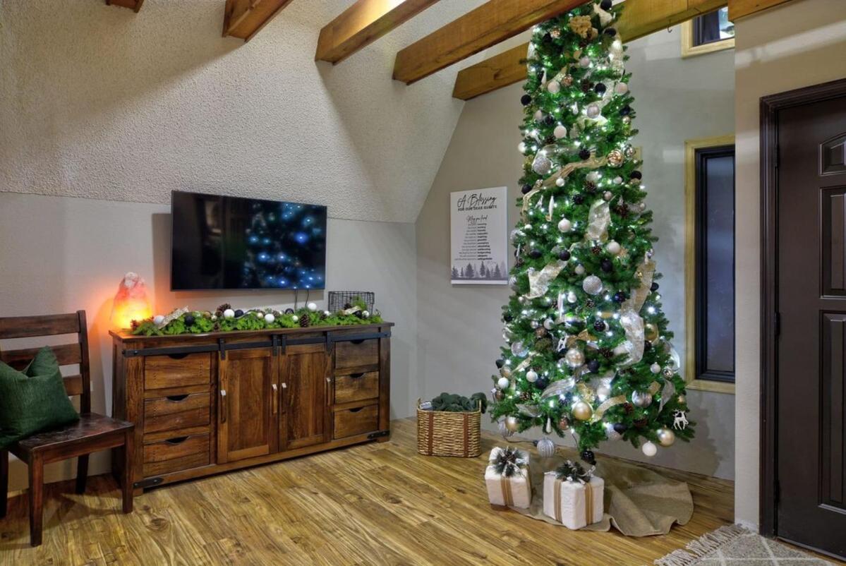Spacious Family Cabin at Cedar Mountain w HOT TUB view 2