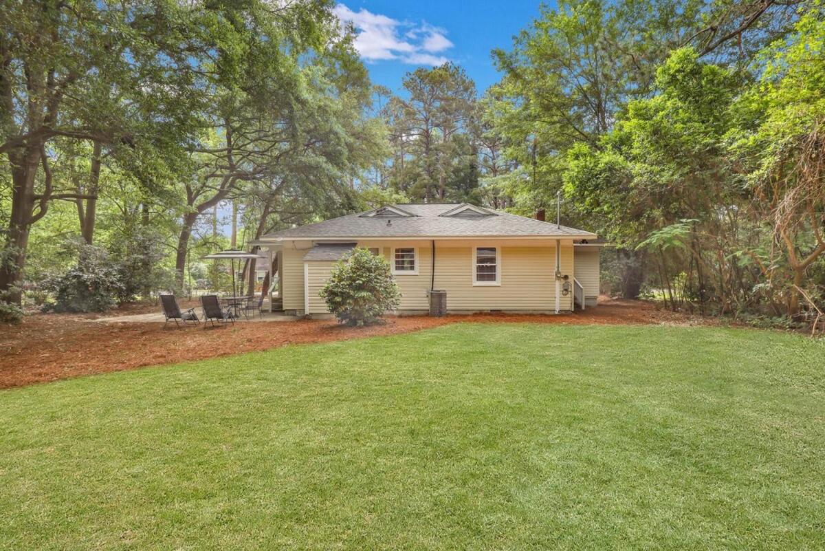 Mid-Century Bungalow - Blue Mile & Close to GSU view 3