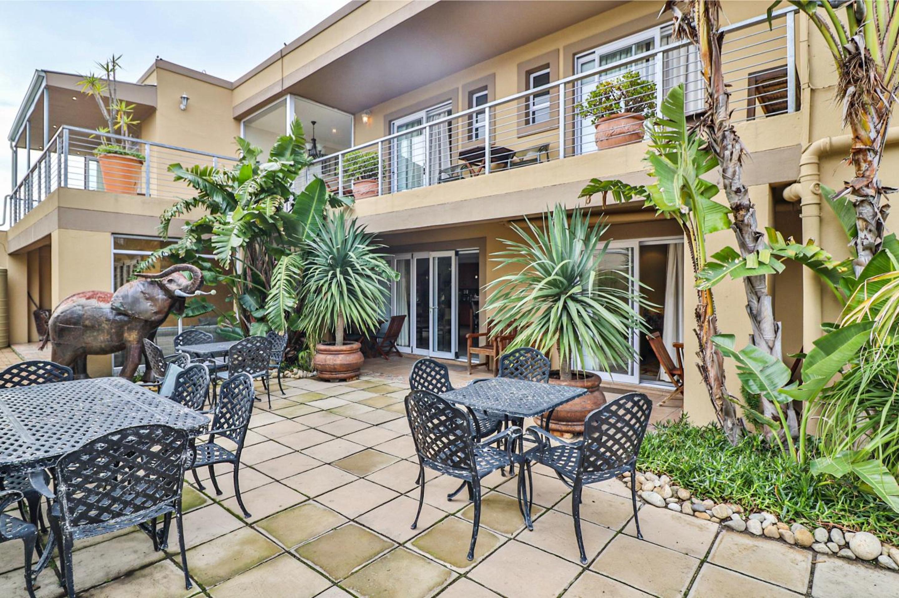 Kwantu Guesthouse 2 view 3