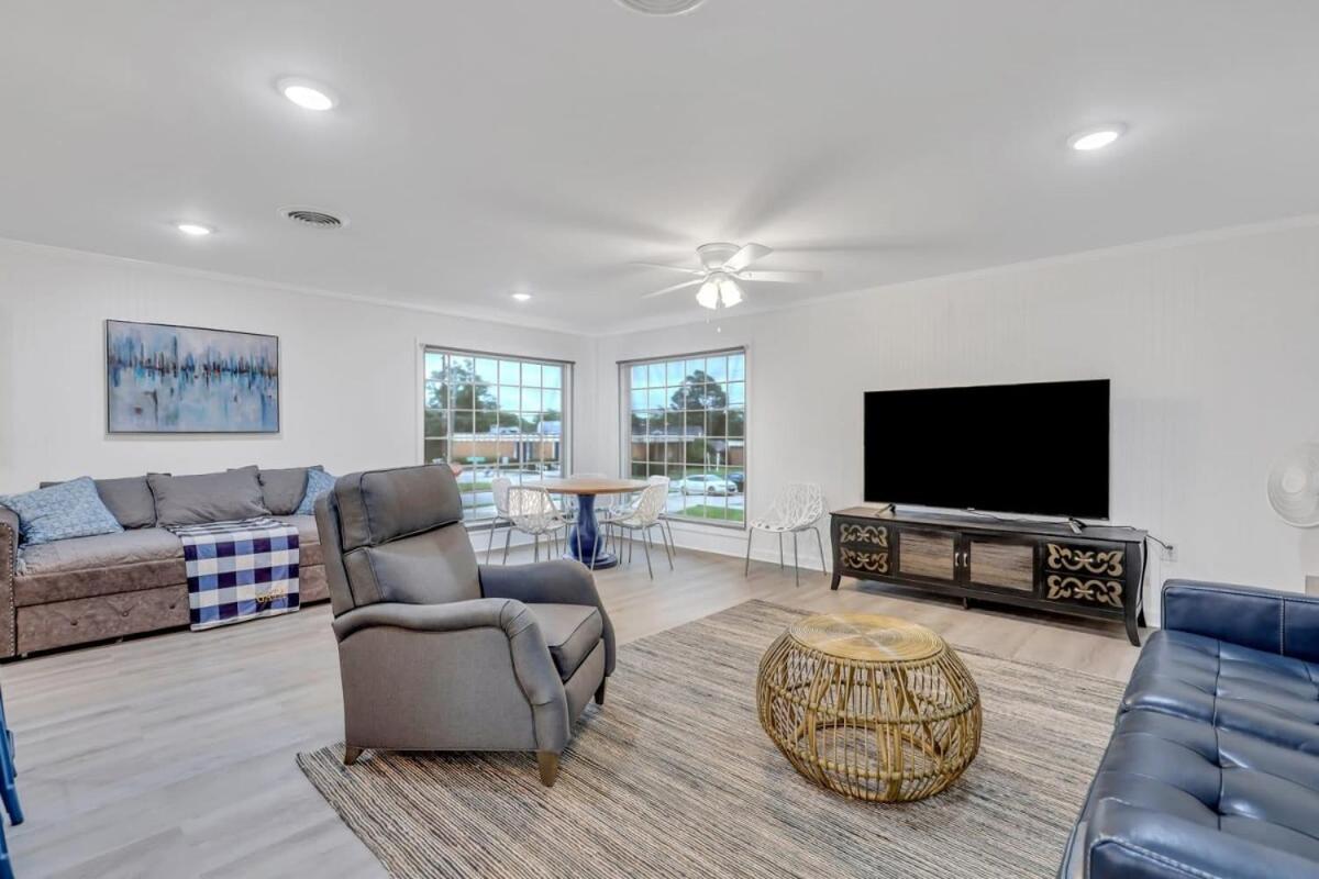Eagle's Nest - Upscale Loft Downtown Close to GSU view 4