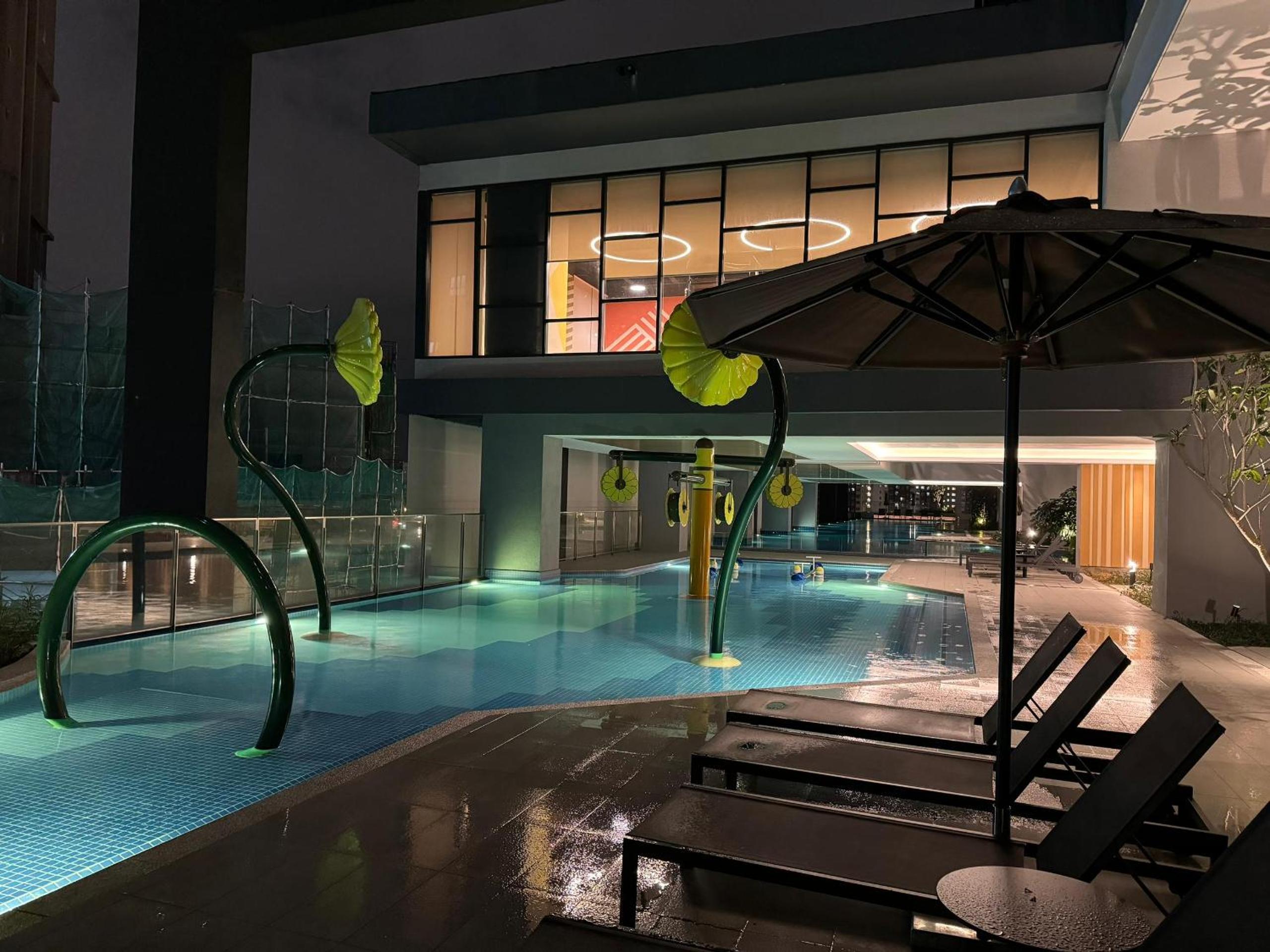 SVT Sunway Velocity 5pax 2Room 1Bath MRT LRT TRX Cheras Kuala Lumpur