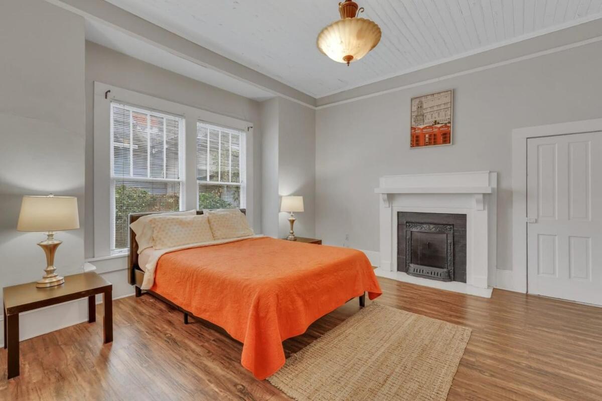 Historic Southern Home - close to downtown and GSU view 4