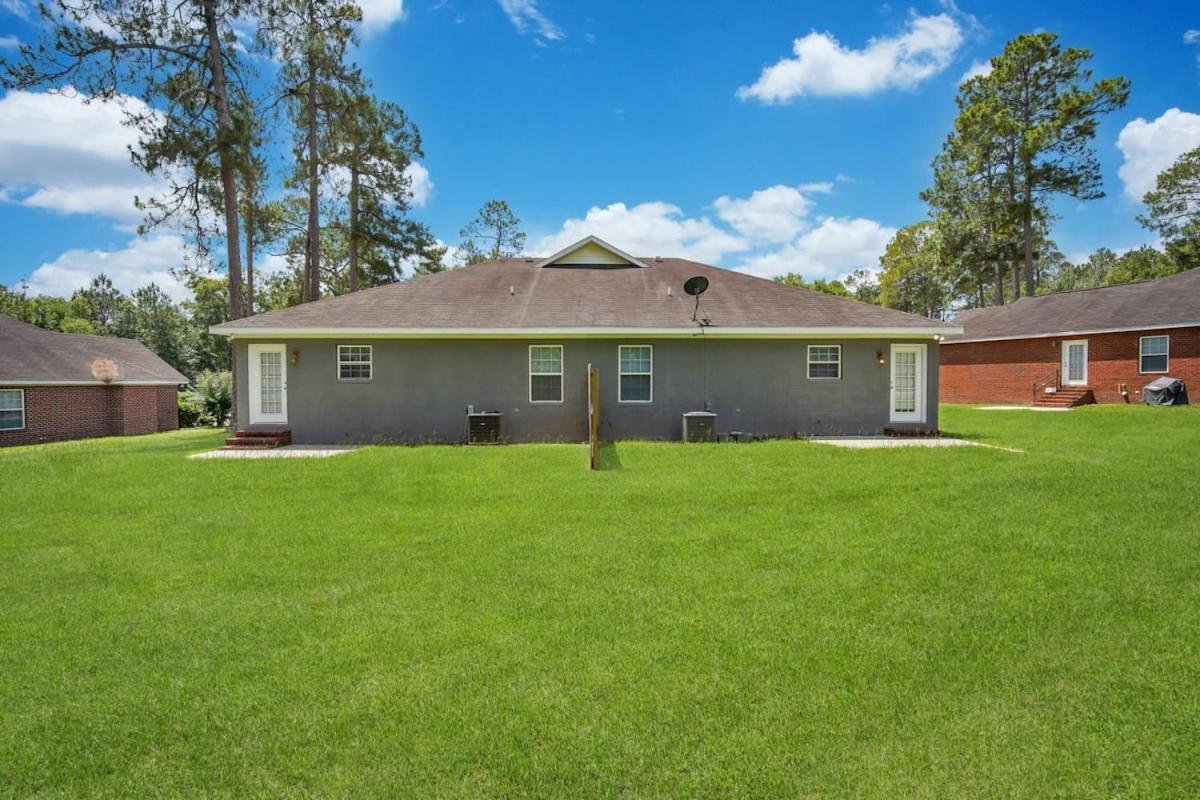 Cozy and Contemporary Villa 1 Mile from GSU view 3