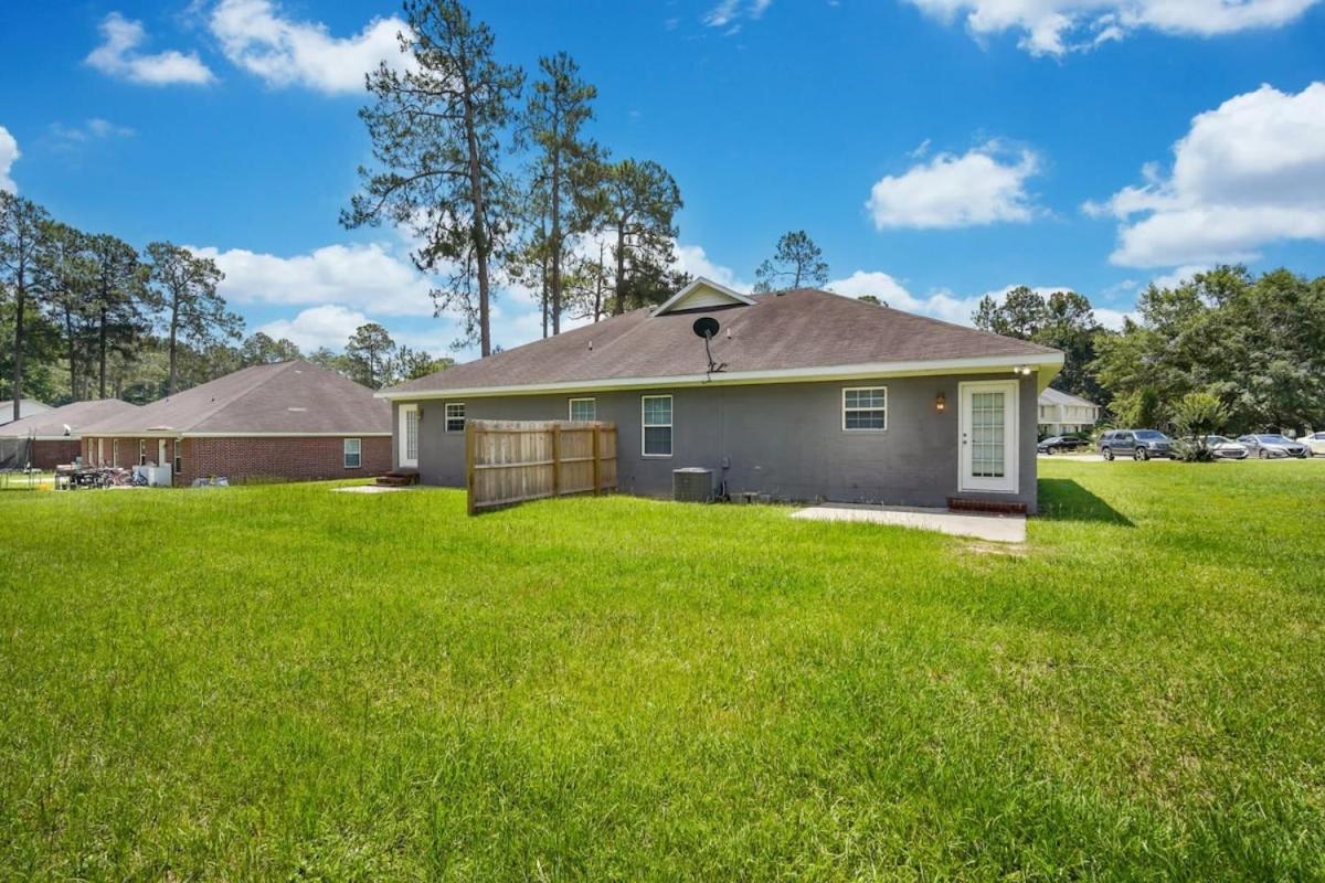 Cozy and Contemporary Villa 1 Mile from GSU view 4