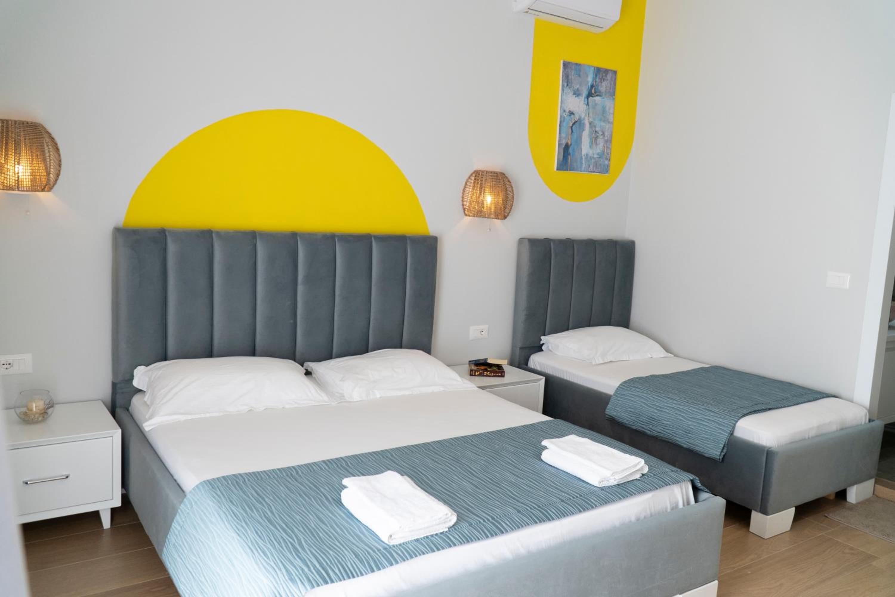 Memories Apartments