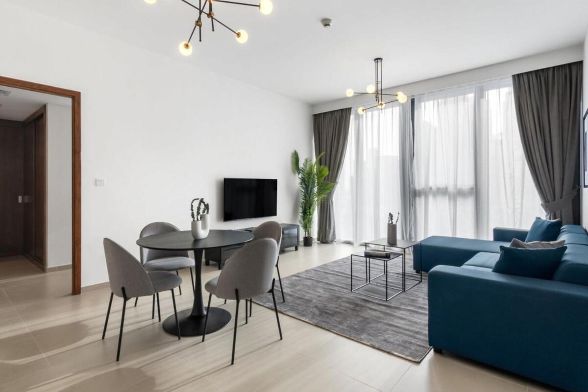 Silkhaus modish 1BDR in Downtown heart BLVD Heights