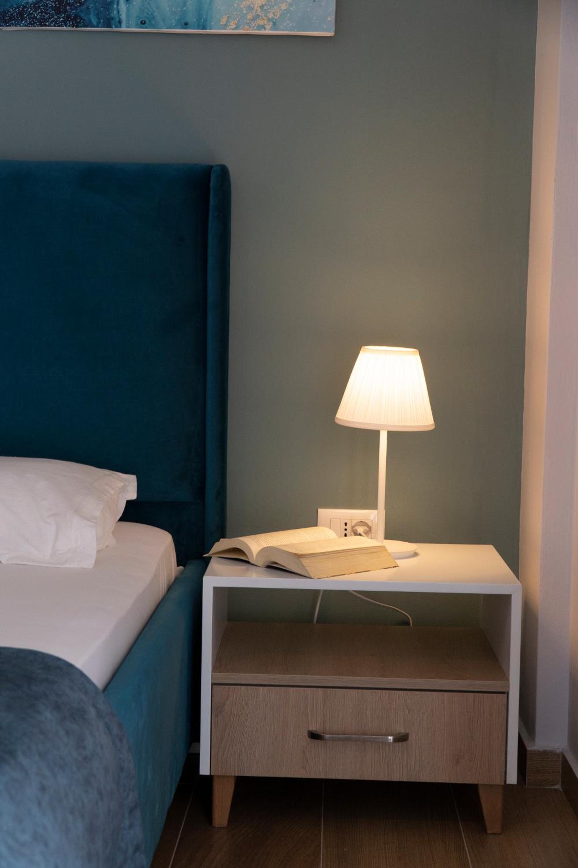 Memories Apartments