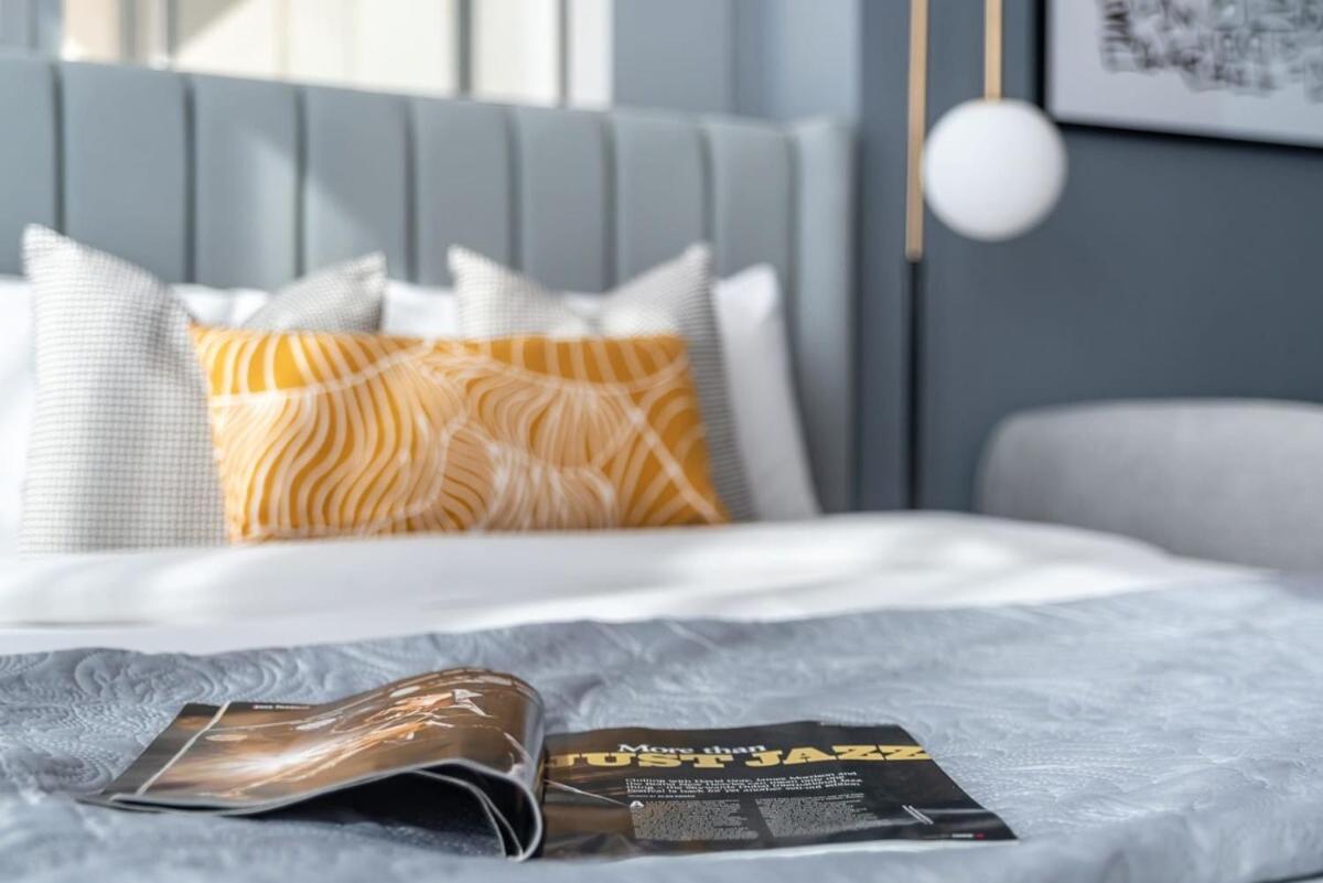 Silkhaus comfy furnished studio in the heart of DIFC