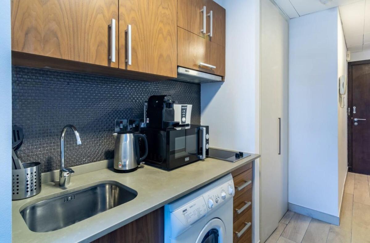 Silkhaus comfy furnished studio in the heart of DIFC