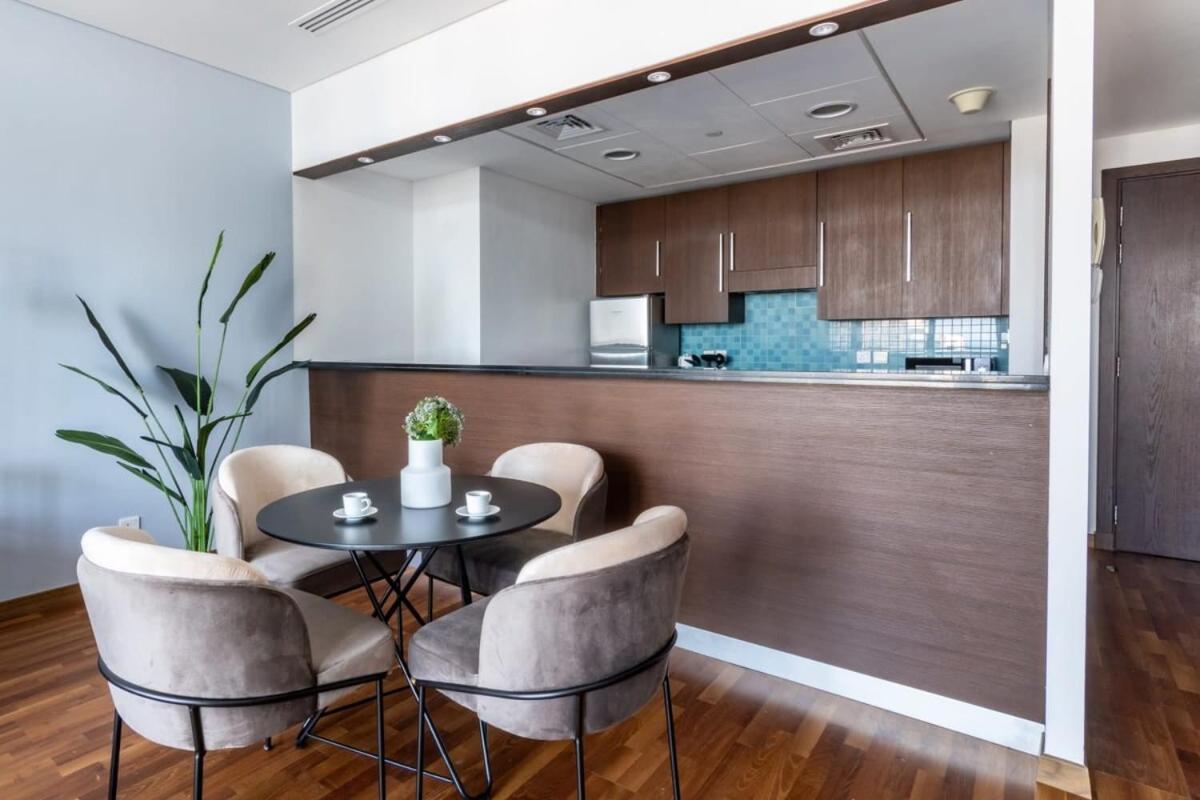 Silkhaus spacious high floor 1BDR in DIFC with stunning balcony