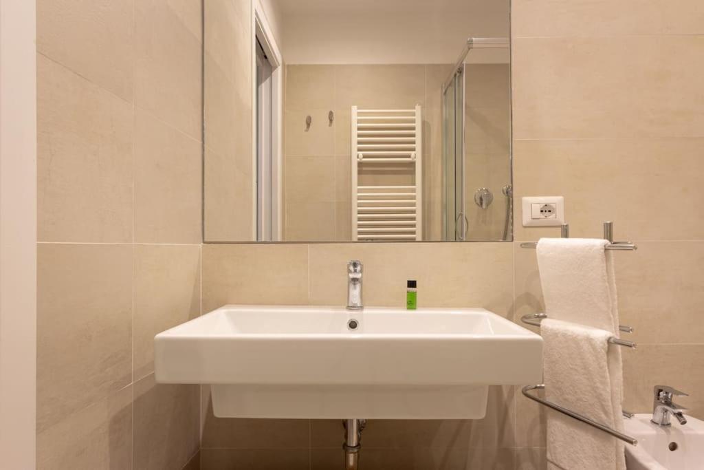Ciompi Lovely Apartment in Florence