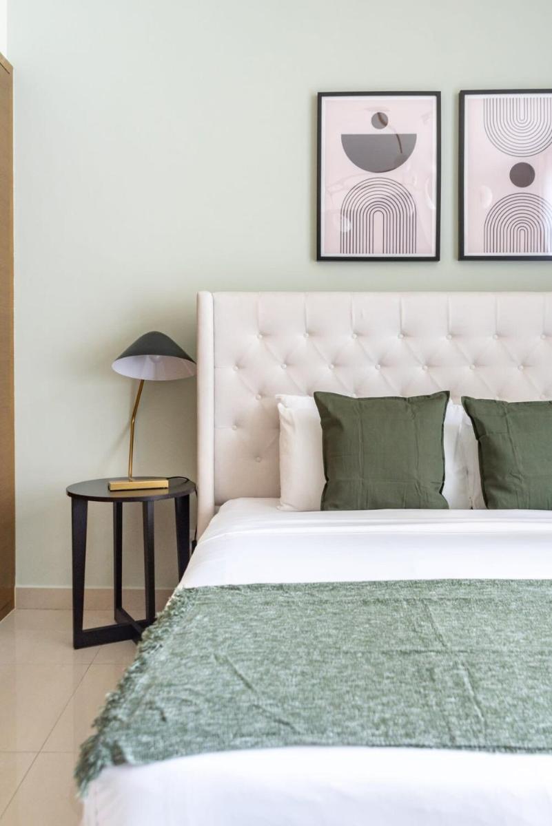 Silkhaus newly furnished 1BDR in Downtown near Burj Khalifa