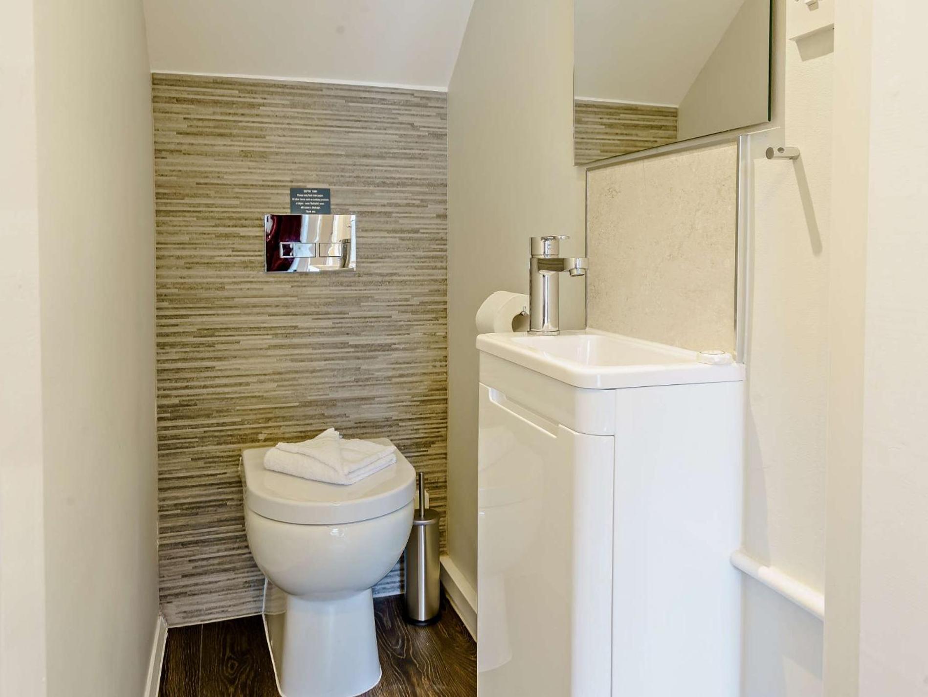 5 Bed in Hawkshead oc-llh55 view 2