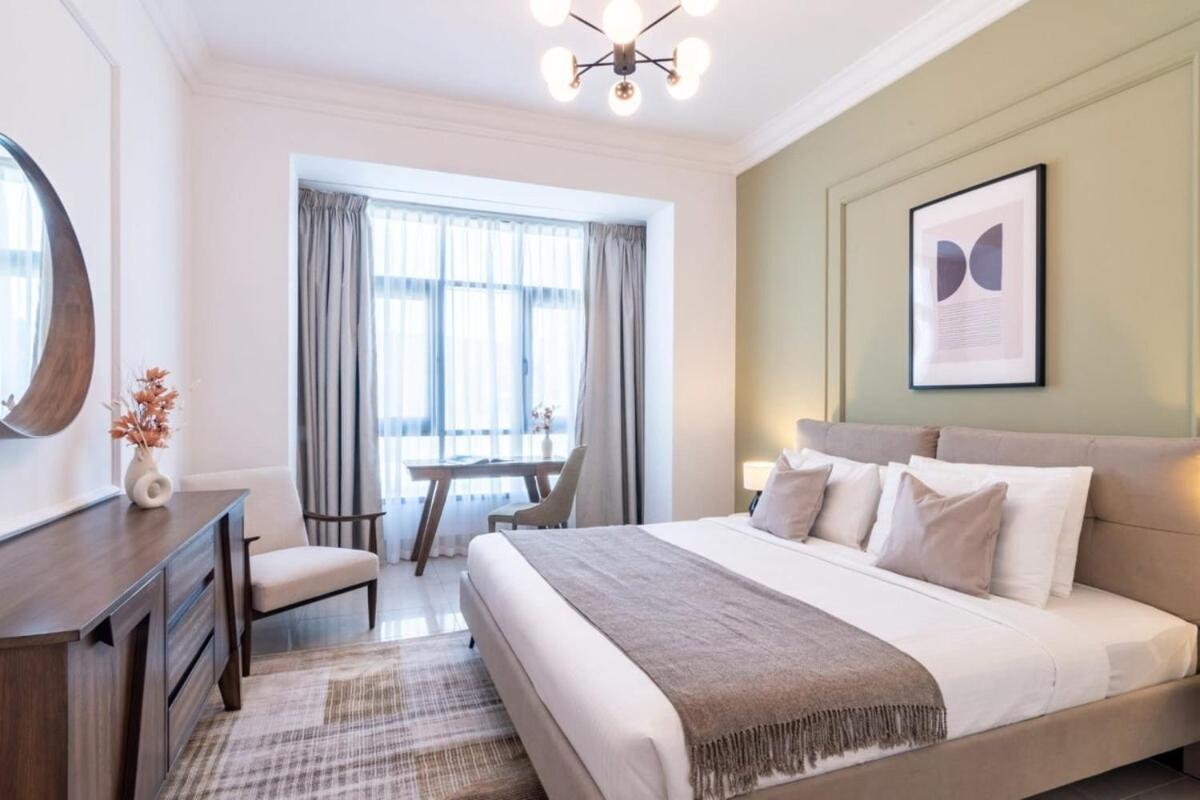 Silkhaus stunning 1BDR with access to Souq Al Bahar in Downtown