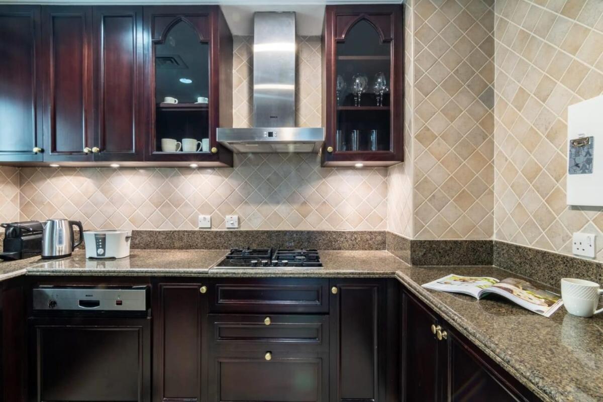 Silkhaus stunning 1BDR with access to Souq Al Bahar in Downtown