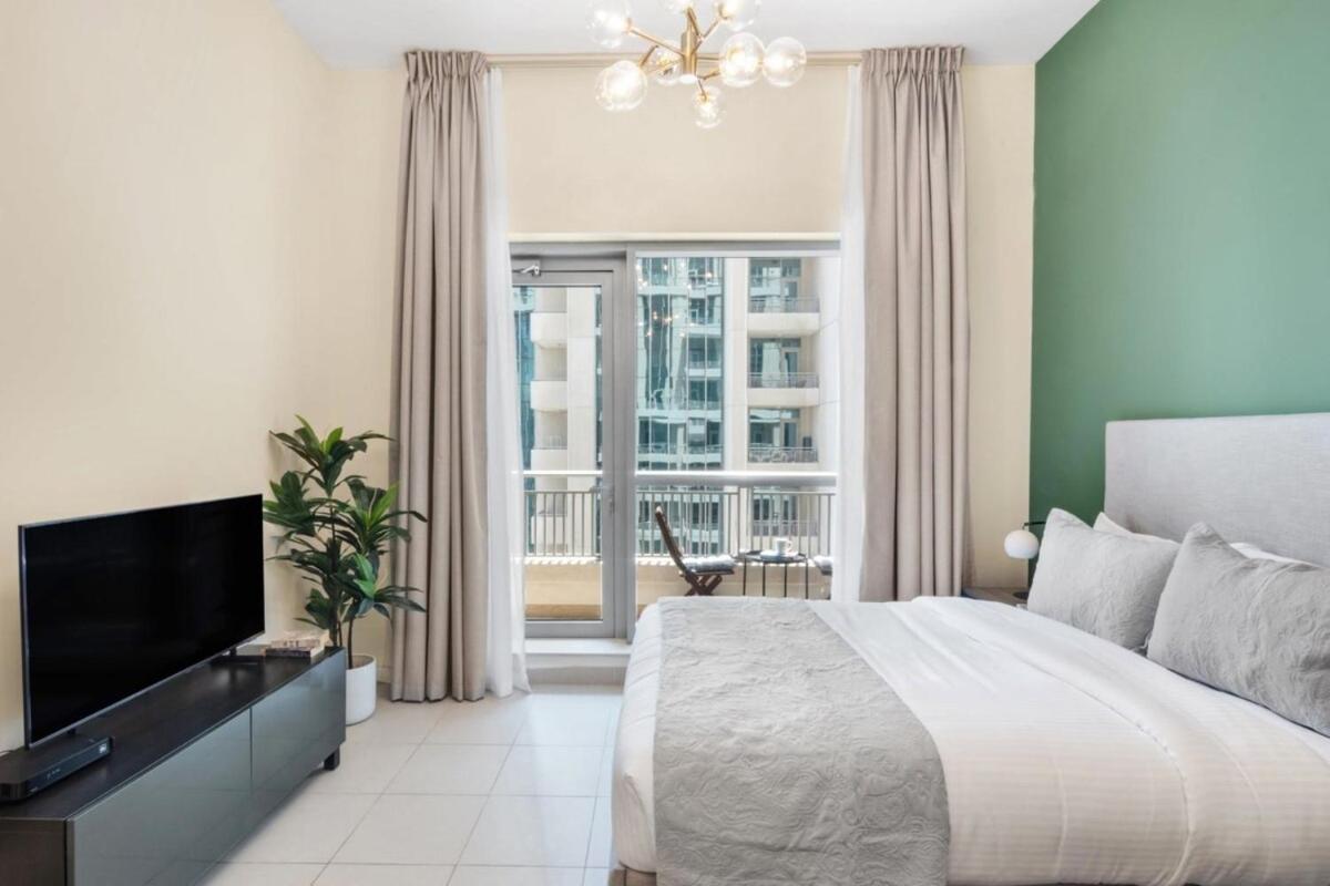 Silkhaus lovely studio with Downtown view in Boulevard central