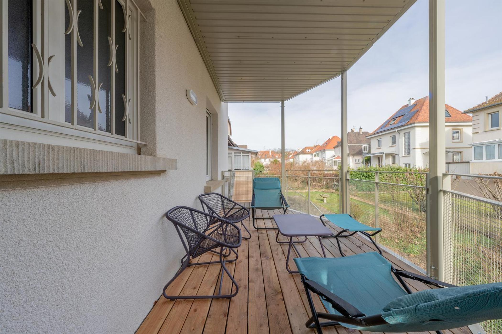 Le cocon d'Emma, terrasse, jardin et élégance dans maison de Maître
