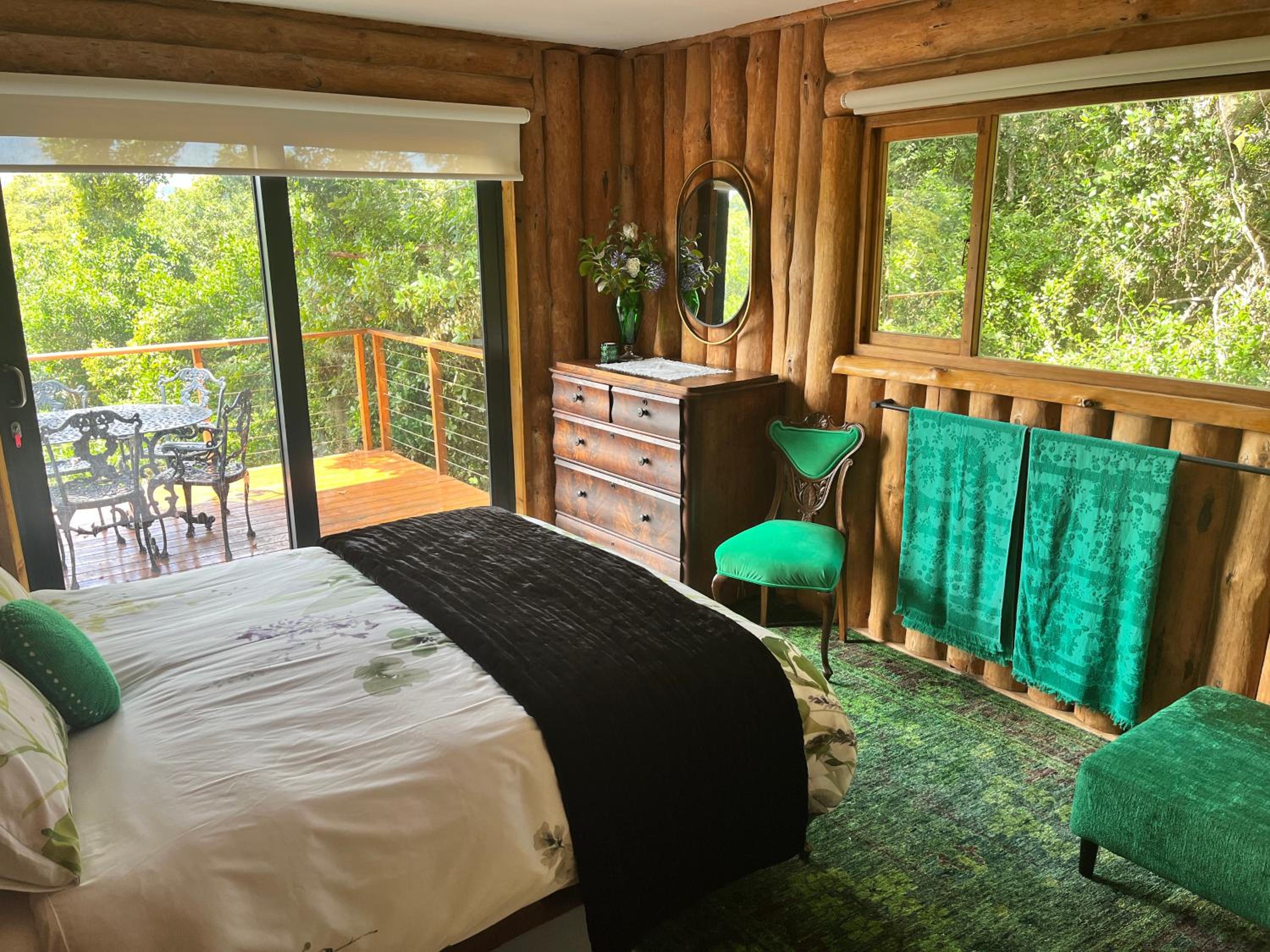 Knysna Log Home - Brenton on Lake view 2