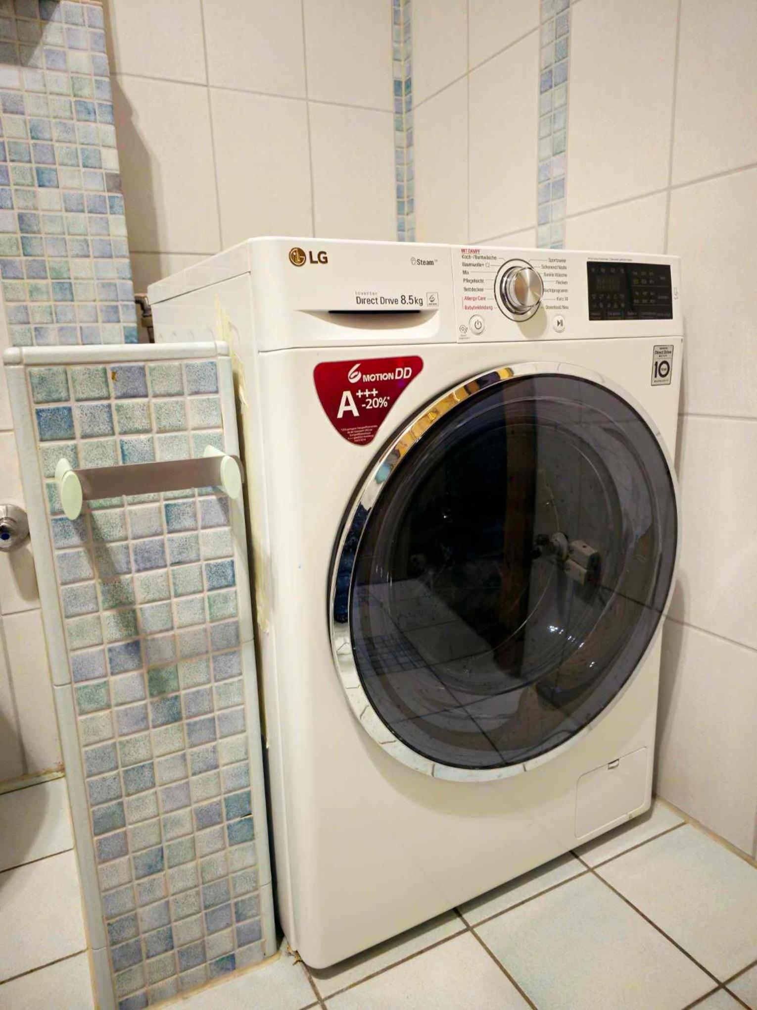 135qm 4 Zimmer Ferienwohnung in Stadtnähe, Wintergarten Parkplatz