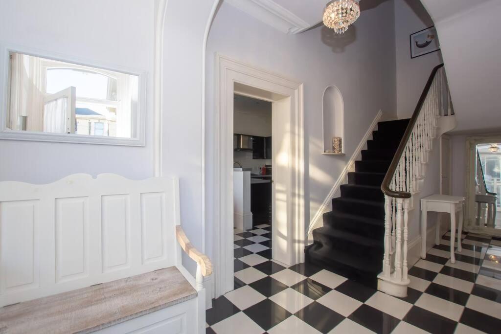 Beautiful Victorian Coastal Holiday Home