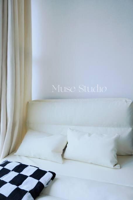Muse Studio @CBD with pool photo 7
