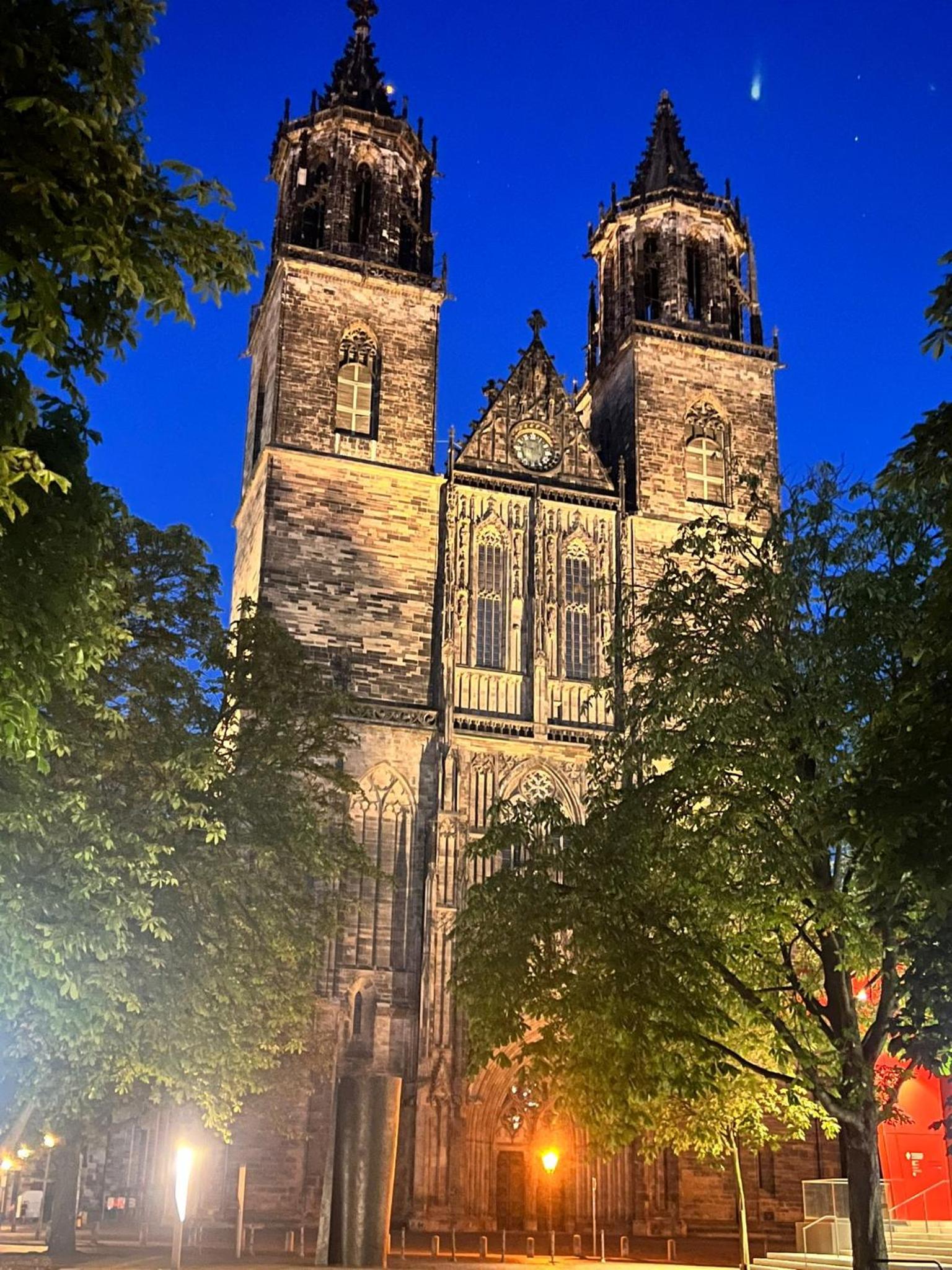City Central Hegelstraße