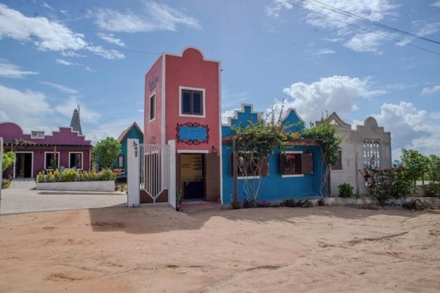 Vila Feliz - Chalés completos - ideal para famílias