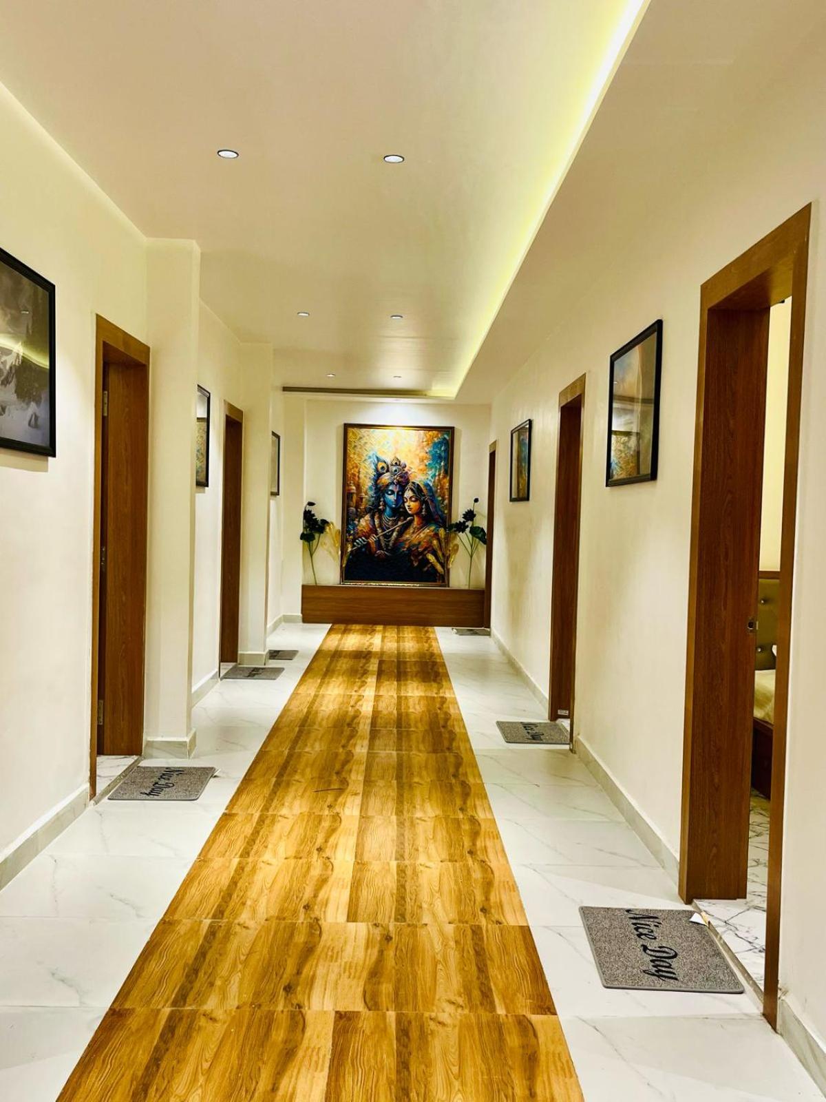 Hotel Aradhya & Lodging