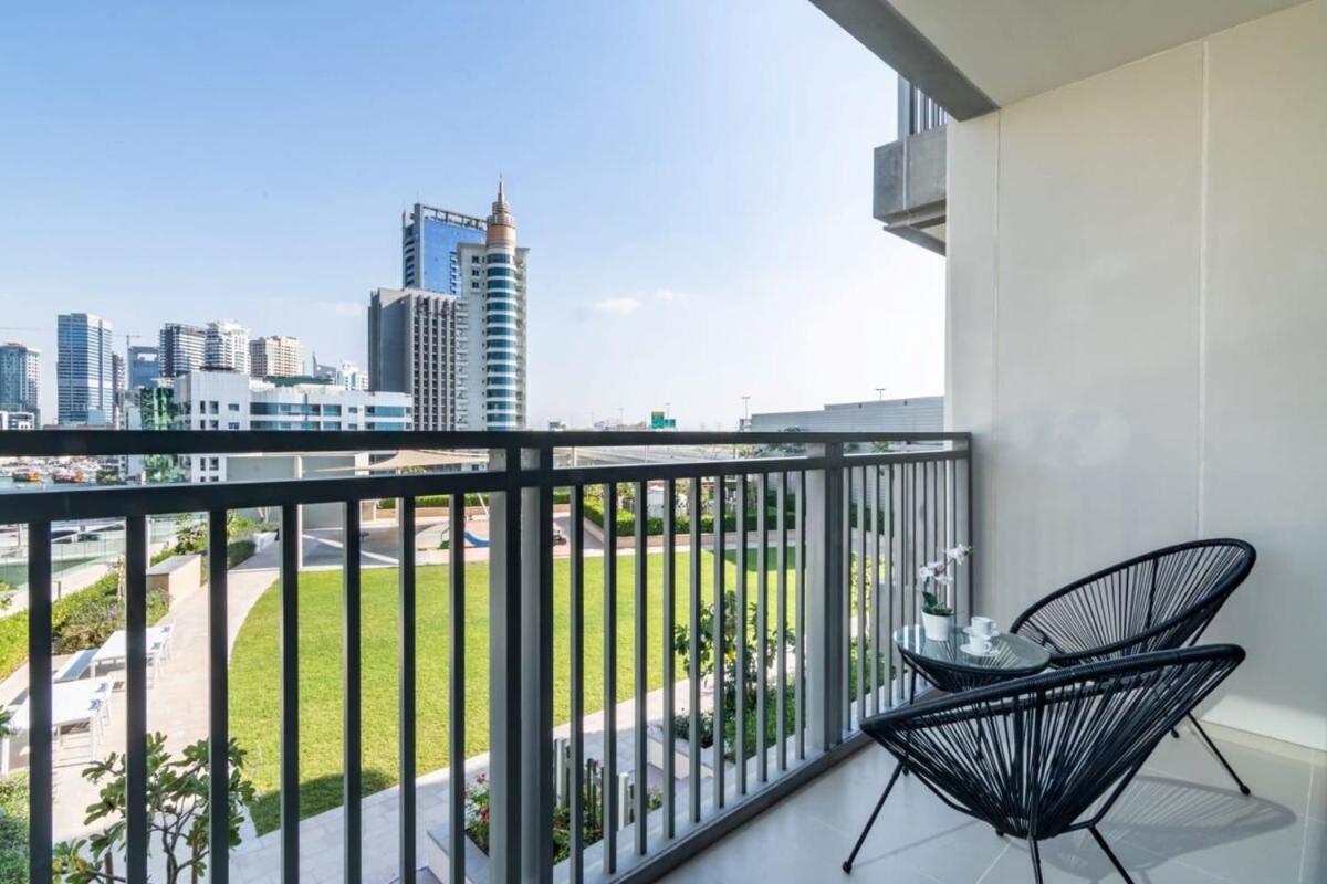 Silkhaus elegant 1BDR pad with Marina and Beach views new building