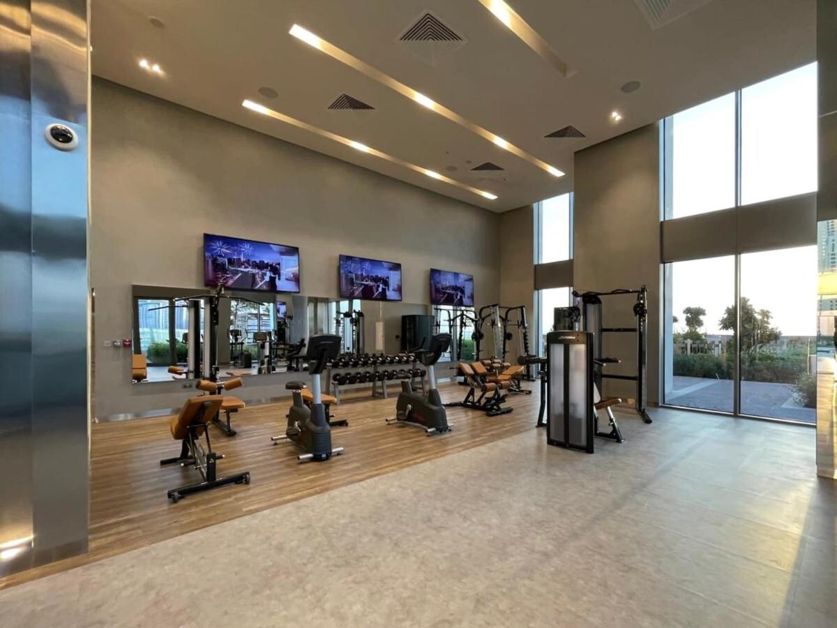 Silkhaus elegant 1BDR pad with Marina and Beach views new building