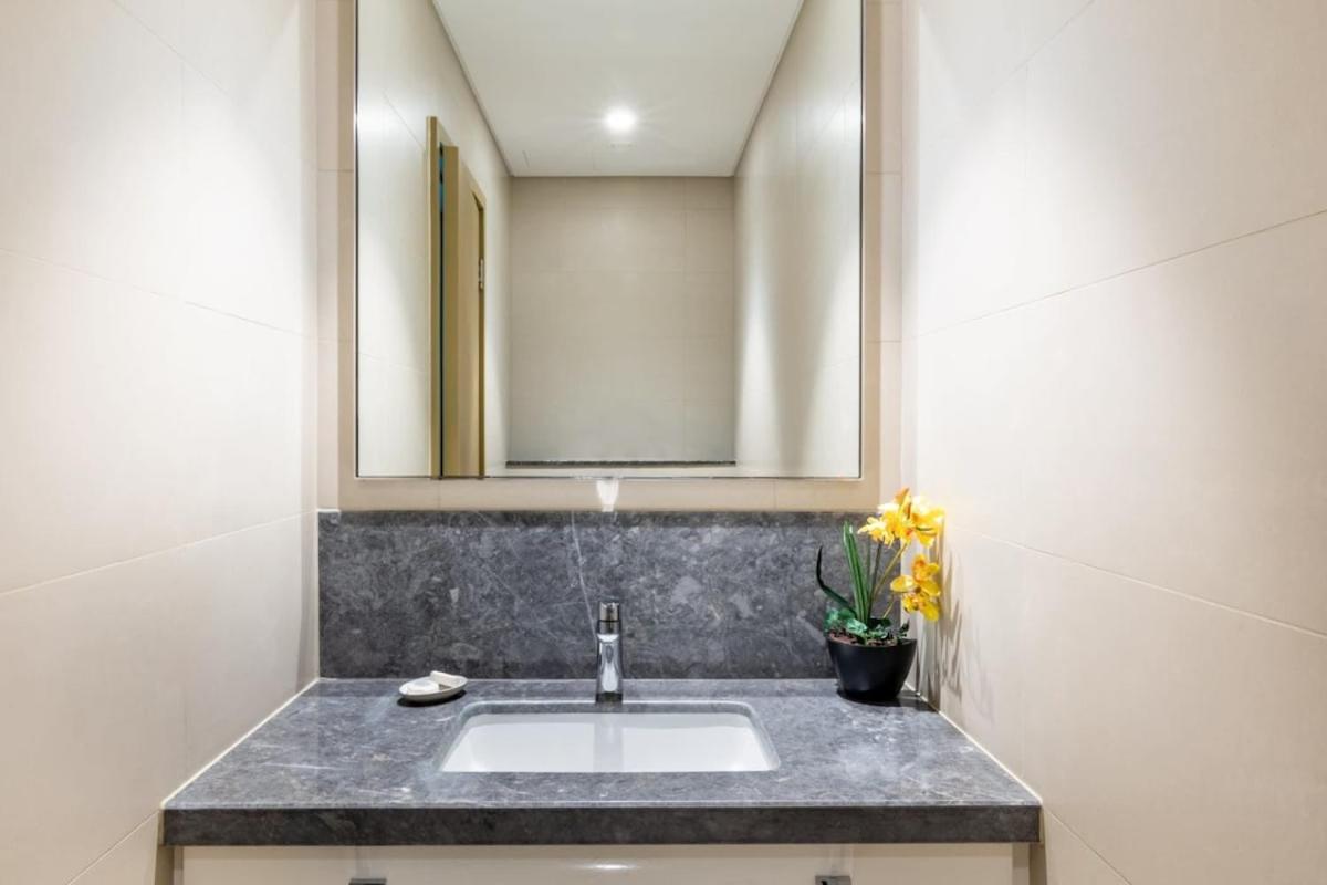 Silkhaus high floor 1BDR near Dubai Mall in Downtown