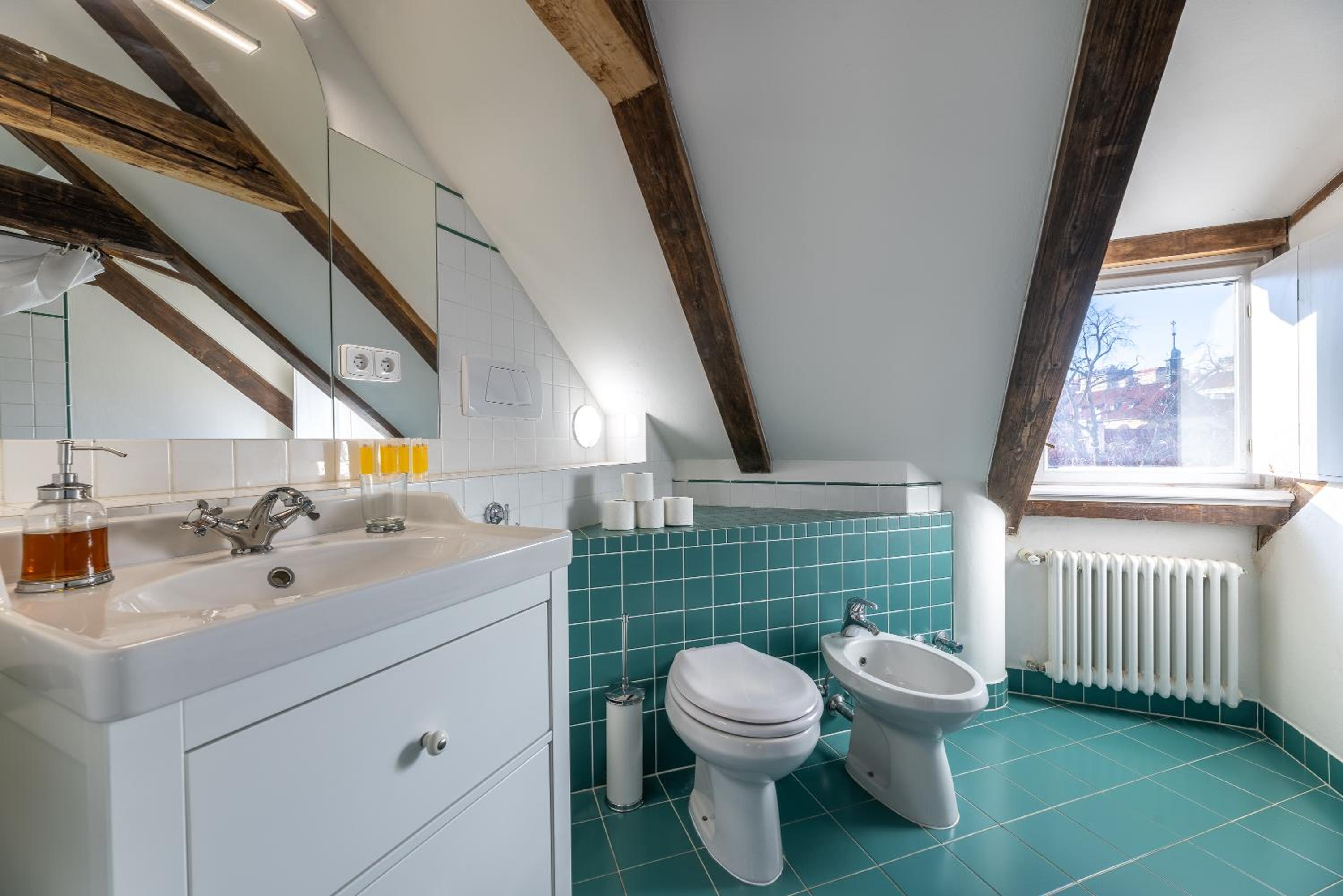 Luxury Retreat Apartments near Charles Bridge by EasyBNB Premium