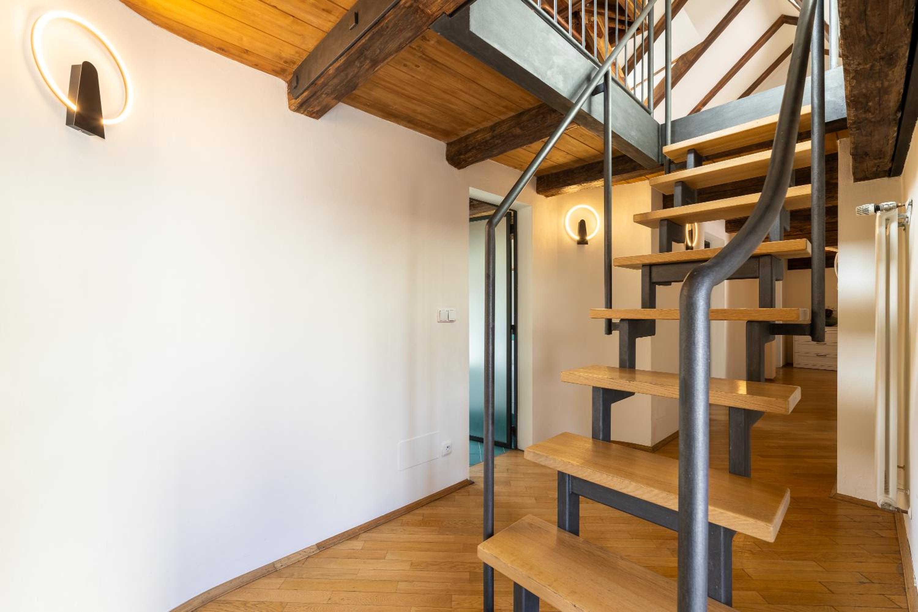 Luxury Retreat Apartments near Charles Bridge by EasyBNB Premium