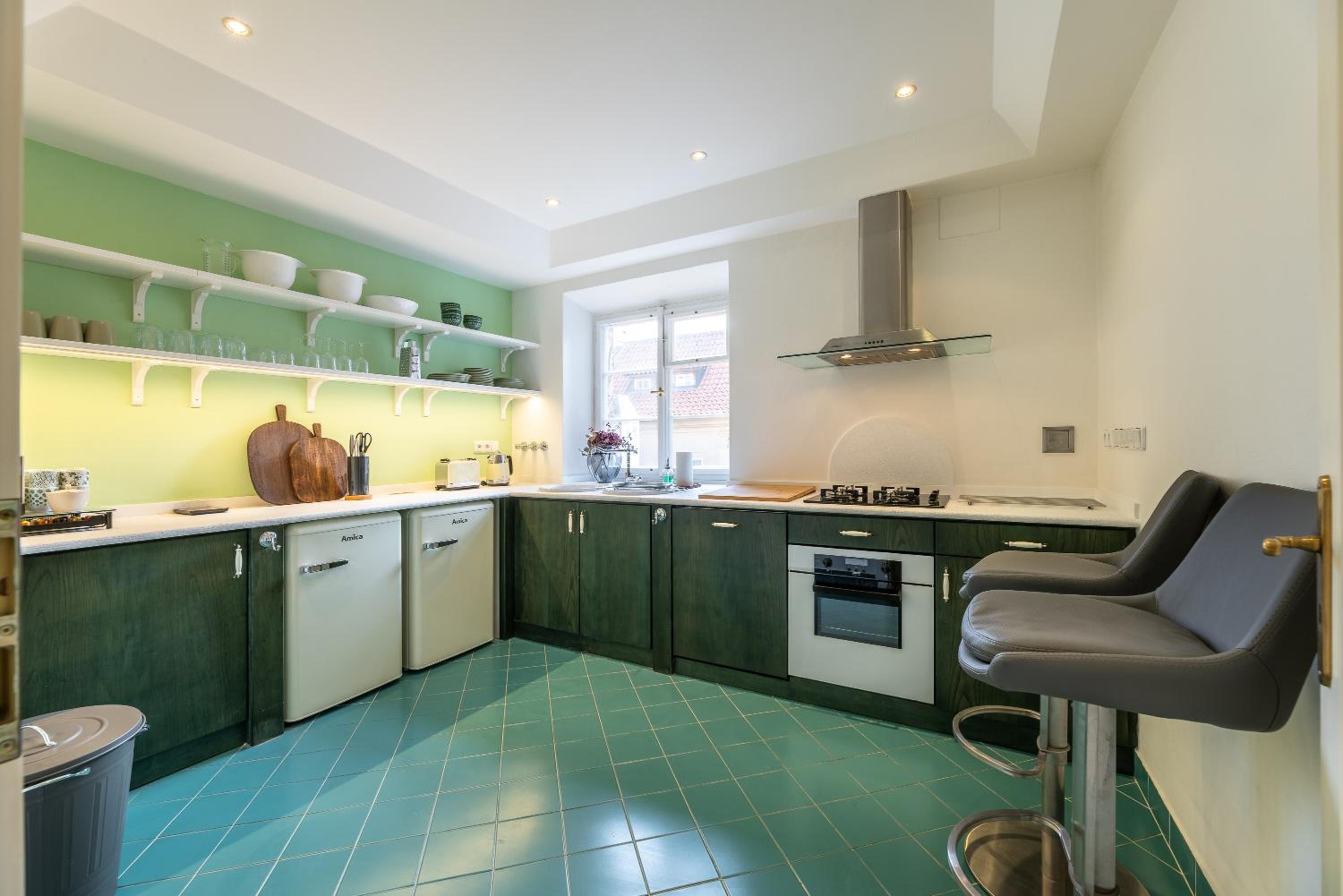 Luxury Retreat Apartments near Charles Bridge by EasyBNB Premium