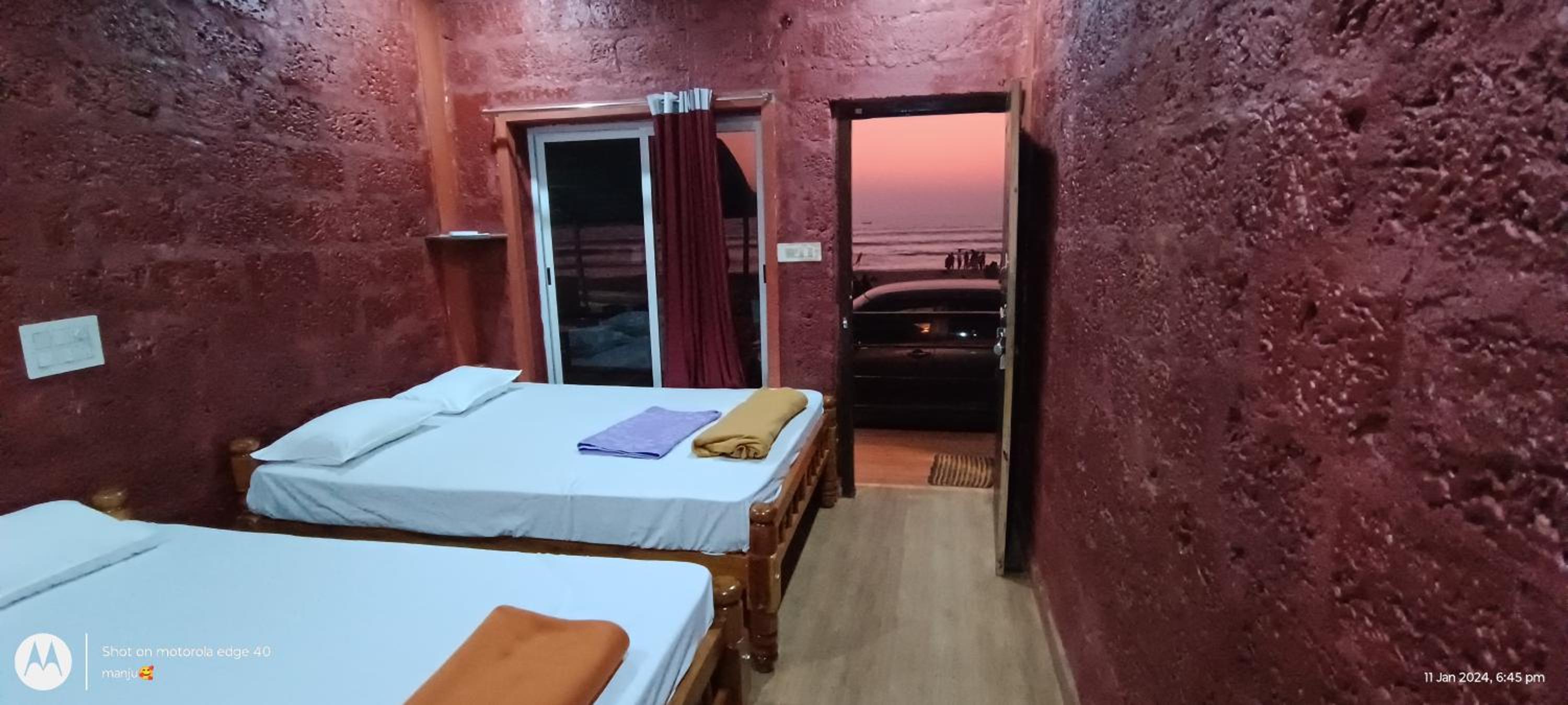 Aisiri comforts beach stay and cafe view 4