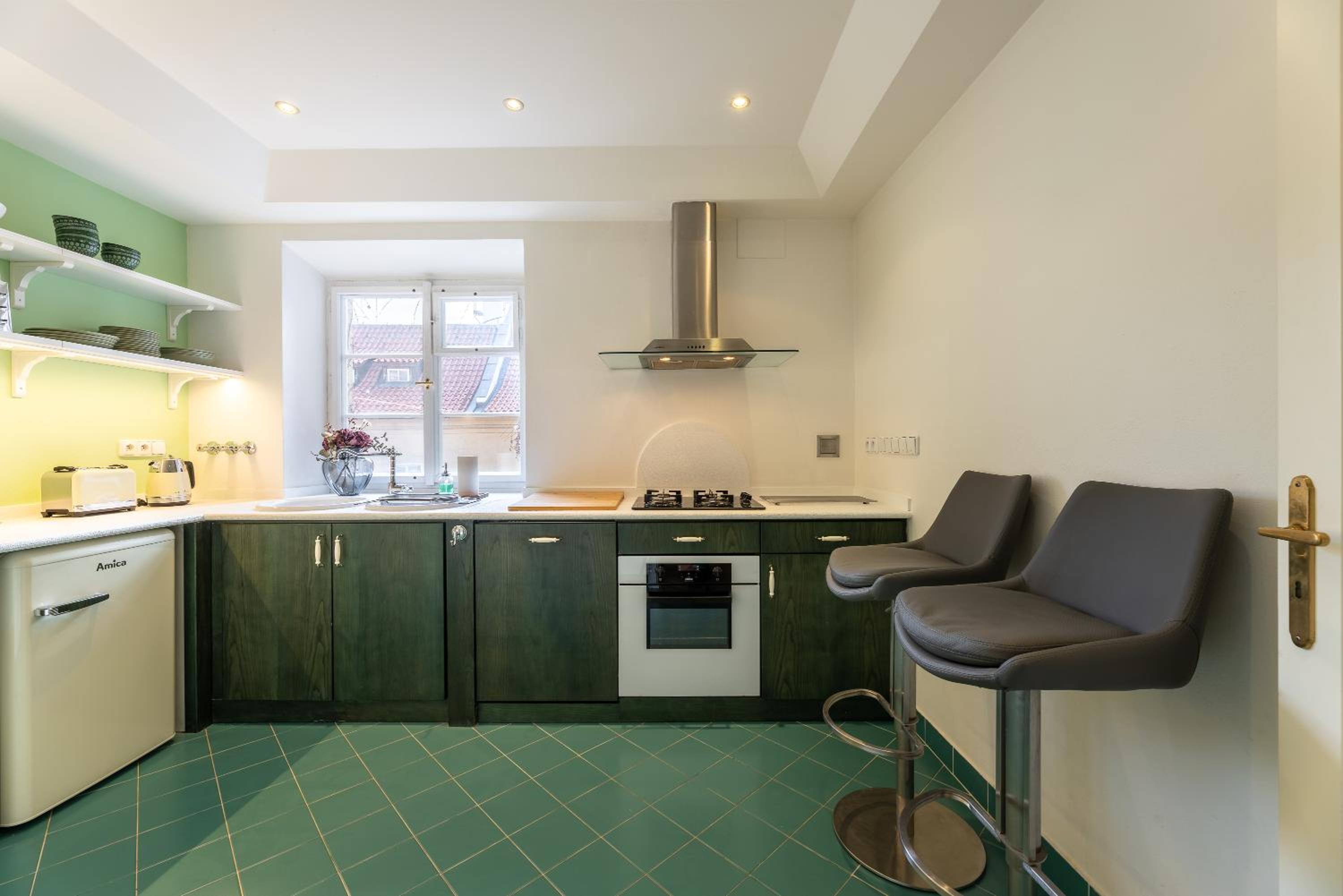 Luxury Retreat Apartments near Charles Bridge by EasyBNB Premium