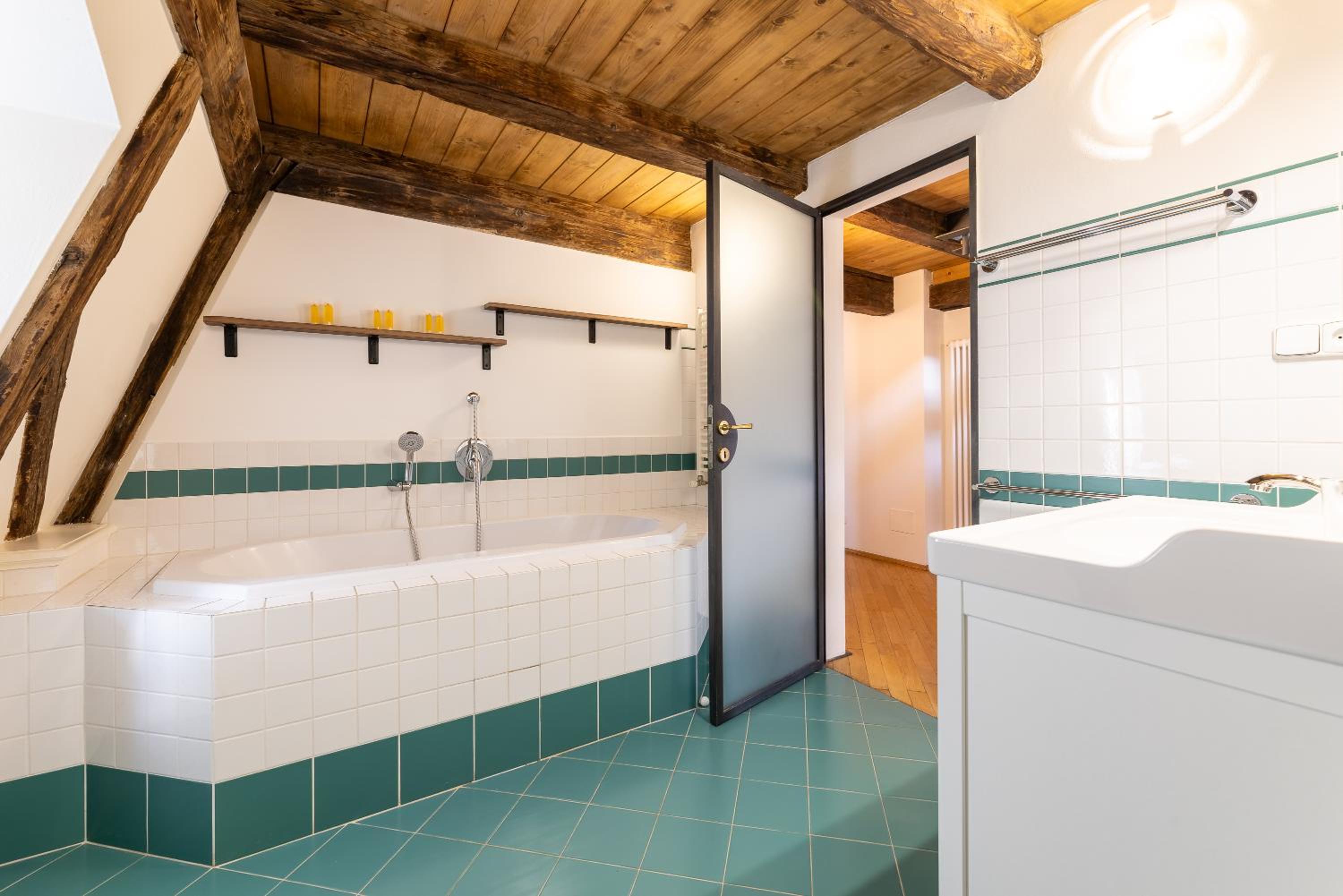 Luxury Retreat Apartments near Charles Bridge by EasyBNB Premium